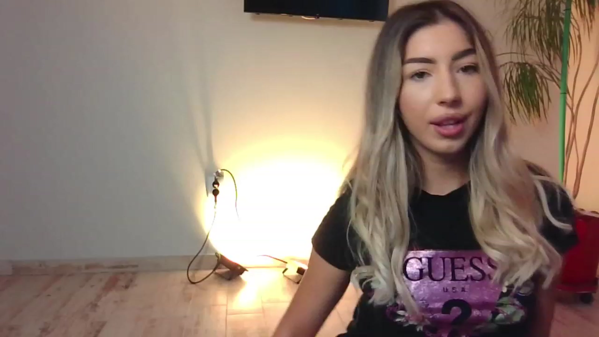 Gallery image thumbnail from SinfullKaty's myfreecams stream on, 10/28/2023, 12:31 image 15 of 20
