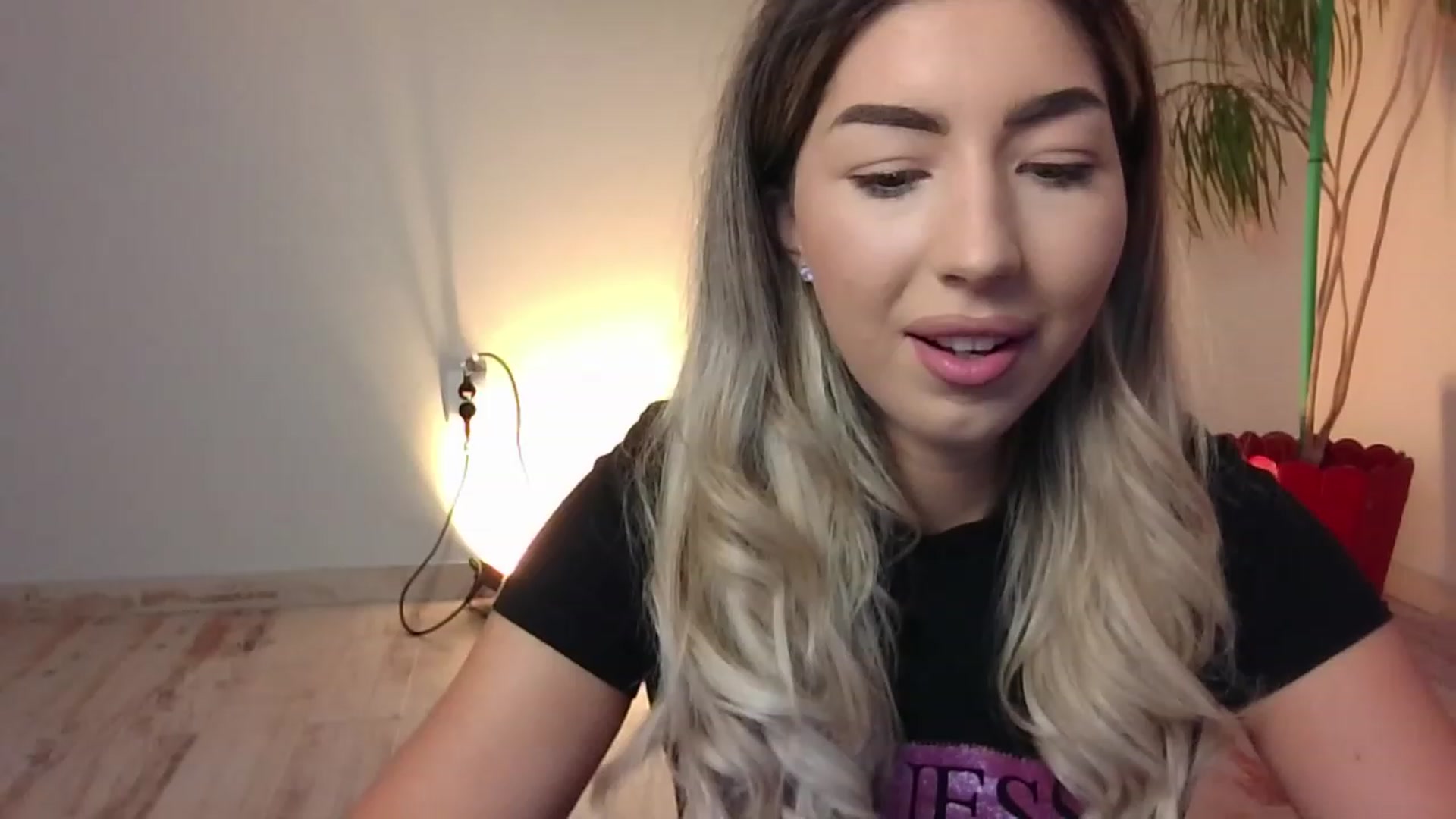 Gallery image thumbnail from SinfullKaty's myfreecams stream on, 10/28/2023, 12:31 image 12 of 20
