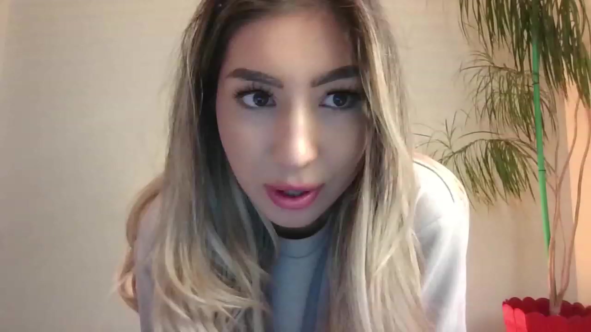 Gallery image thumbnail from SinfullKaty's myfreecams stream on, 10/30/2023, 16:28 image 16 of 20