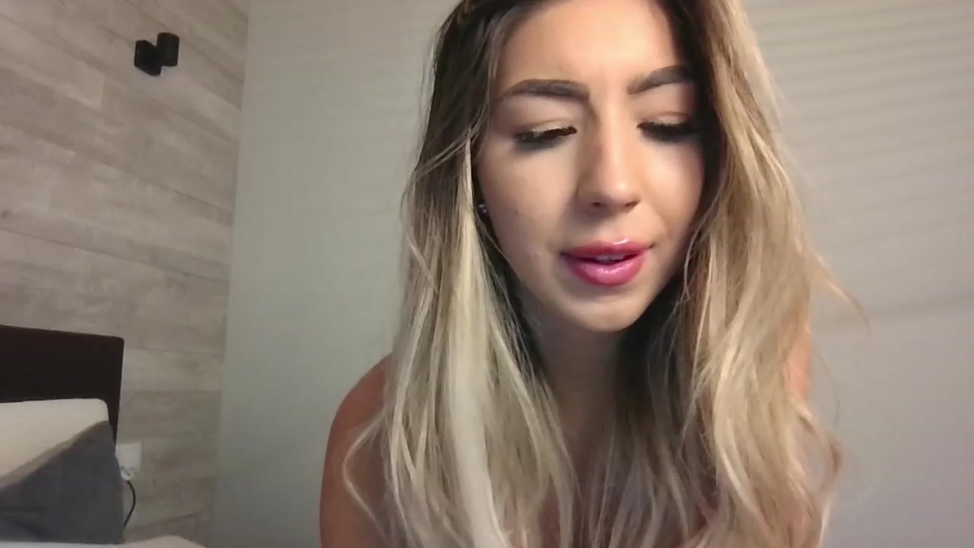 Gallery image thumbnail from SinfullKaty's myfreecams stream on, 10/30/2023, 16:28 image 3 of 20