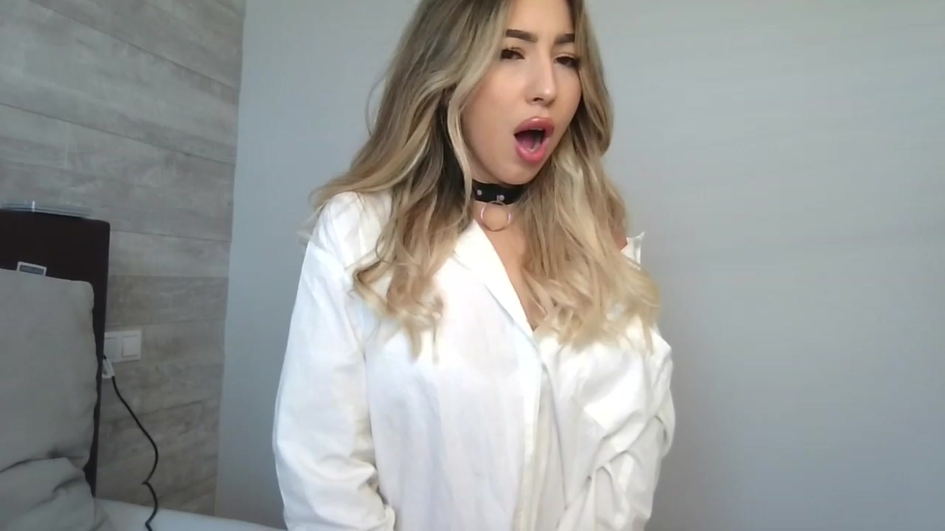 Gallery image thumbnail from SinfullKaty's myfreecams stream on, 10/31/2023, 10:23 image 7 of 20