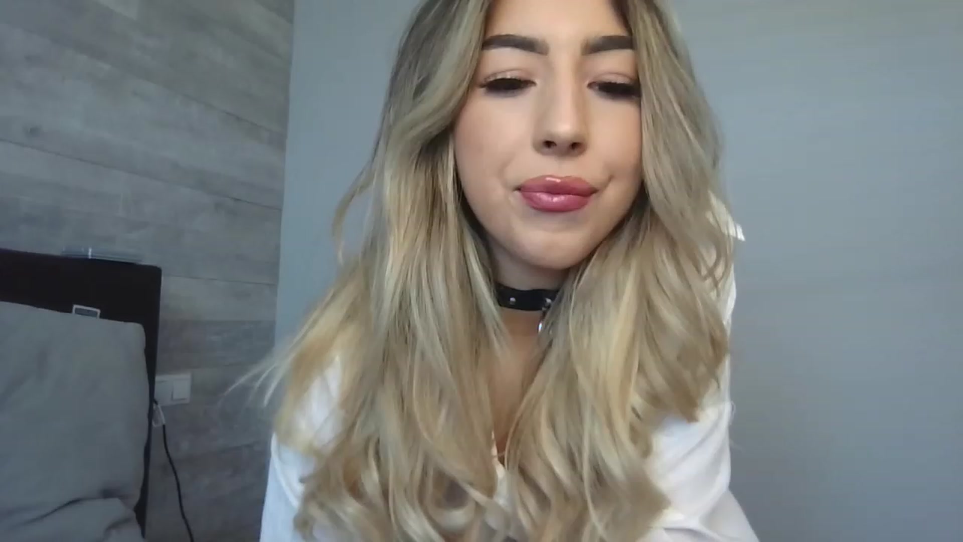 Gallery image thumbnail from SinfullKaty's myfreecams stream on, 10/31/2023, 10:23 image 4 of 20