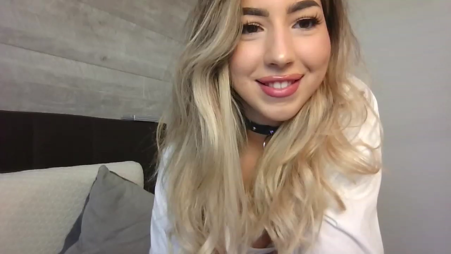 Gallery image thumbnail from SinfullKaty's myfreecams stream on, 10/31/2023, 11:41 image 3 of 20