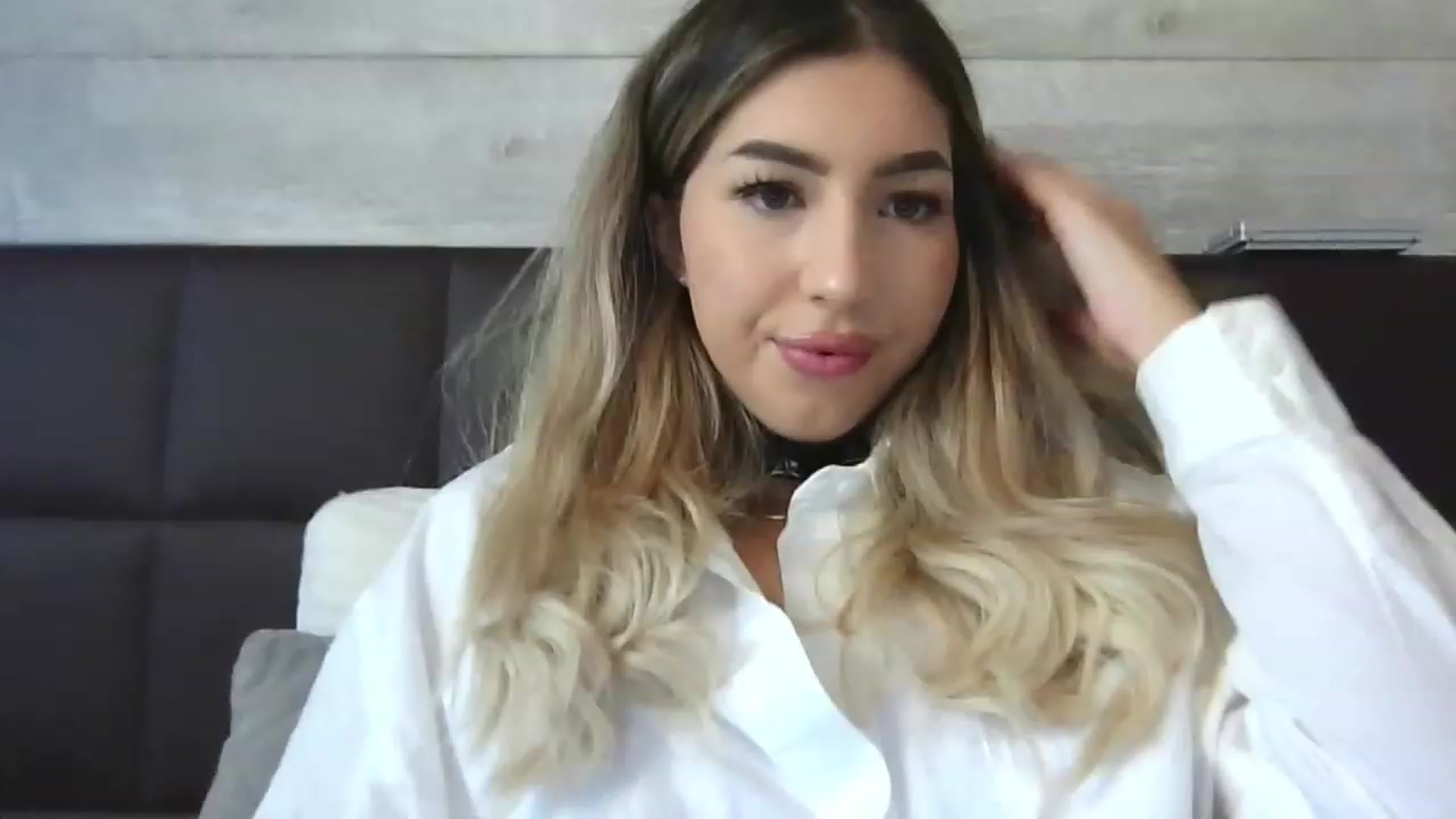 Gallery image thumbnail from SinfullKaty's myfreecams stream on, 10/31/2023, 11:41 image 16 of 20