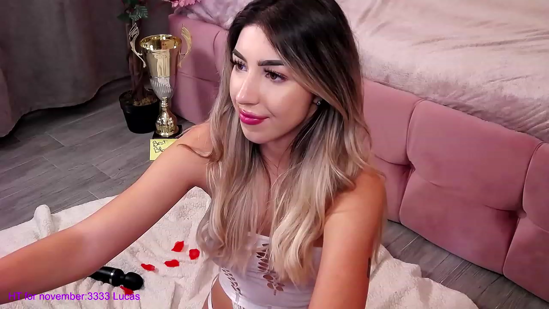 Gallery image thumbnail from SinfullKaty's myfreecams stream on, 11/03/2023, 16:21 image 18 of 20