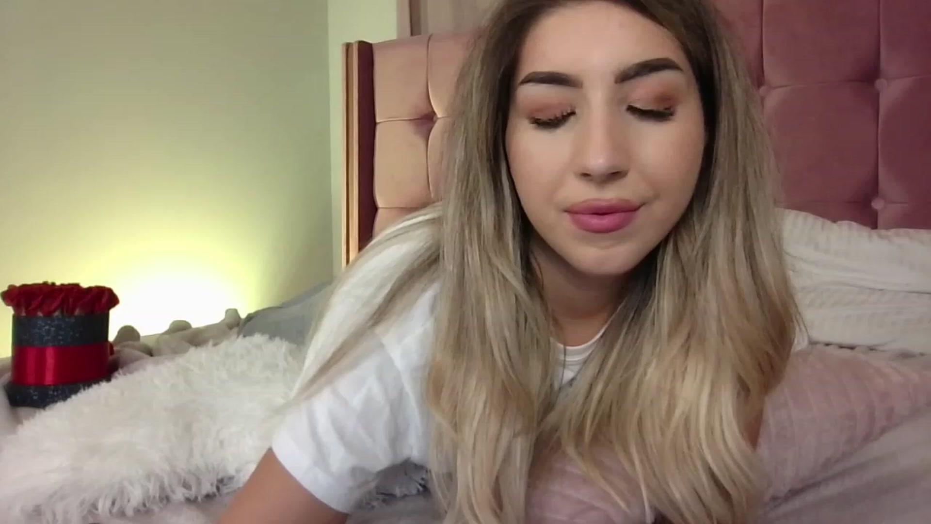 Gallery image thumbnail from SinfullKaty's myfreecams stream on, 11/03/2023, 23:03 image 2 of 20