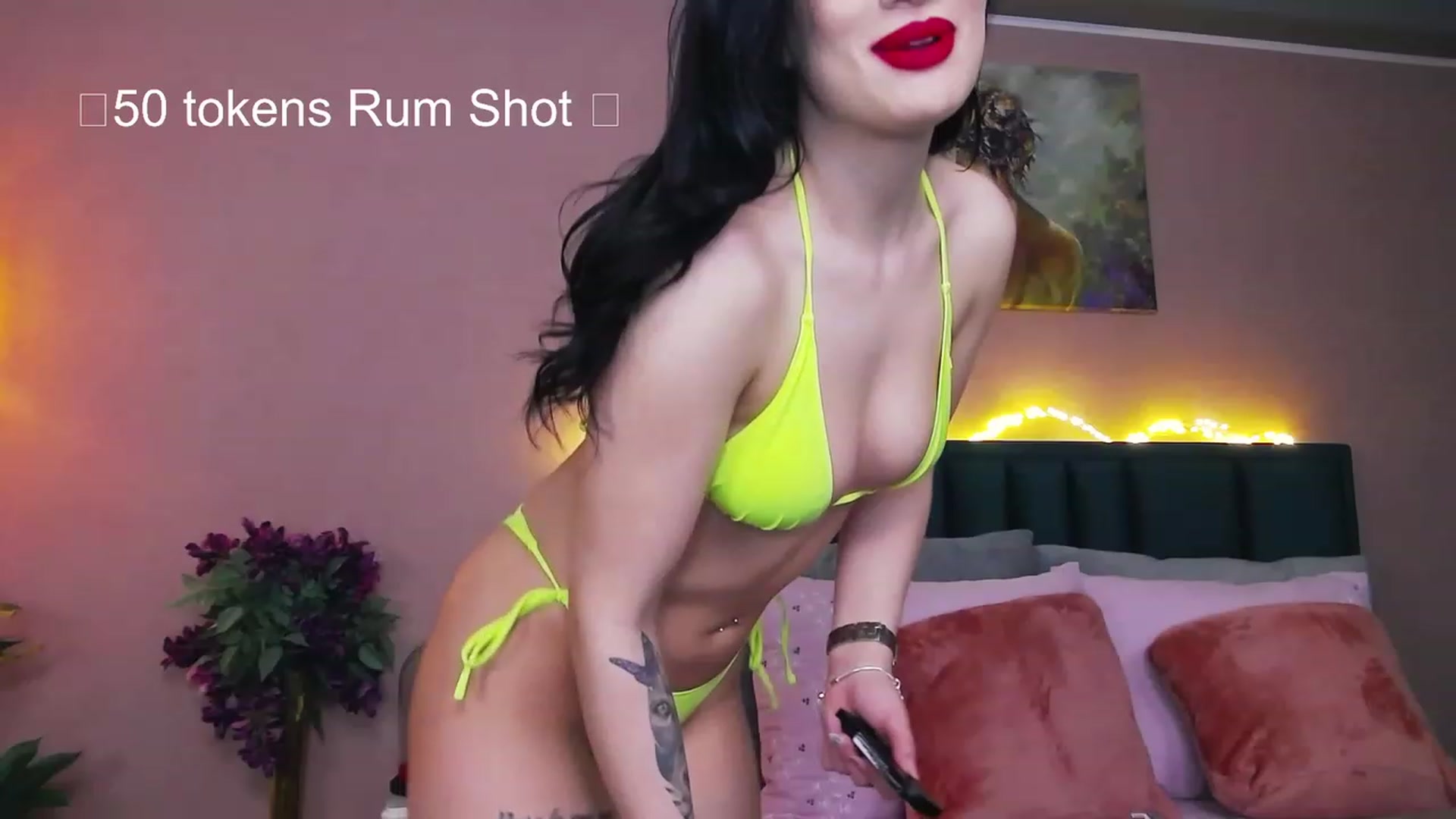 Gallery image thumbnail from SinfullSecret's myfreecams stream on, 04/18/2023, 11:09 image 18 of 20