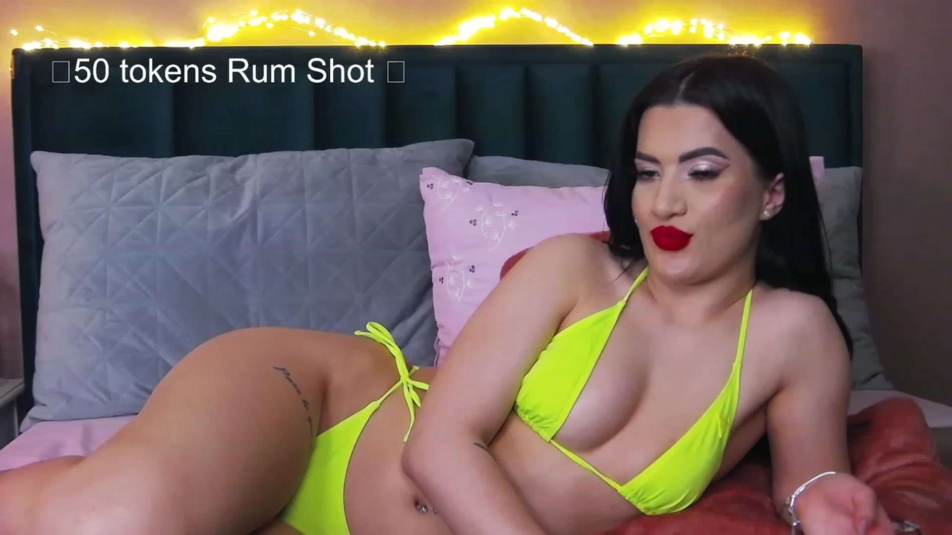 Gallery image thumbnail from SinfullSecret's myfreecams stream on, 04/18/2023, 12:33 image 18 of 20