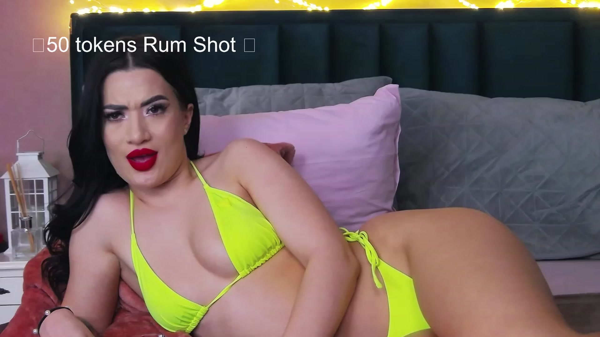 Gallery image thumbnail from SinfullSecret's myfreecams stream on, 04/18/2023, 12:33 image 11 of 20