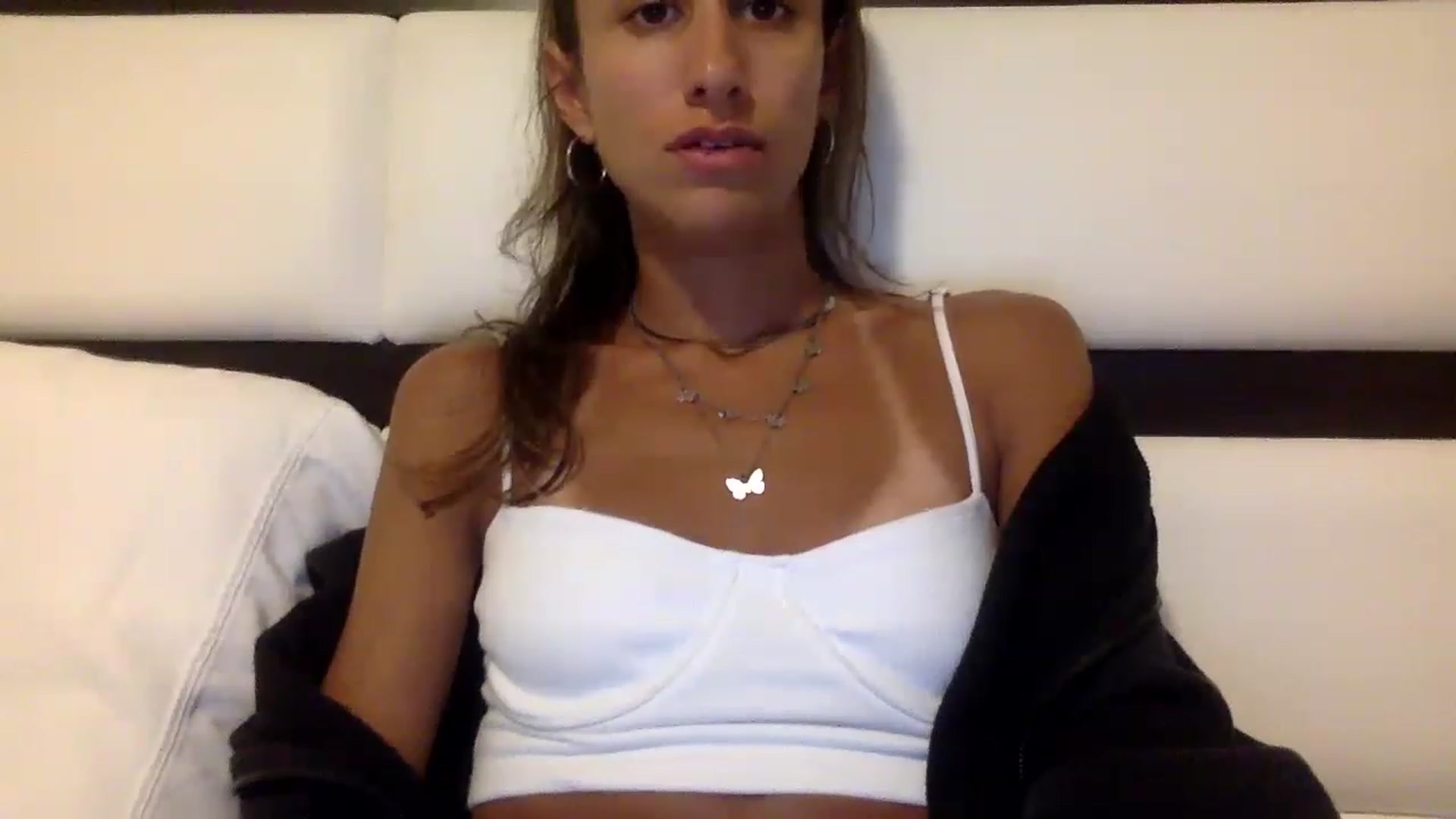 Gallery image thumbnail from Sinfuly_Sweet's myfreecams stream on, 01/17/2023, 01:00 image 10 of 20