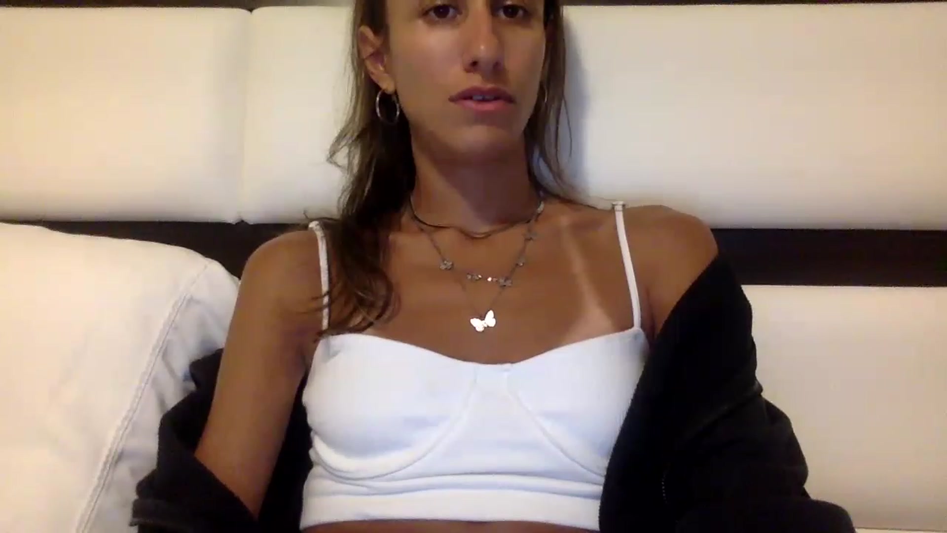 Gallery image thumbnail from Sinfuly_Sweet's myfreecams stream on, 01/17/2023, 01:00 image 17 of 20