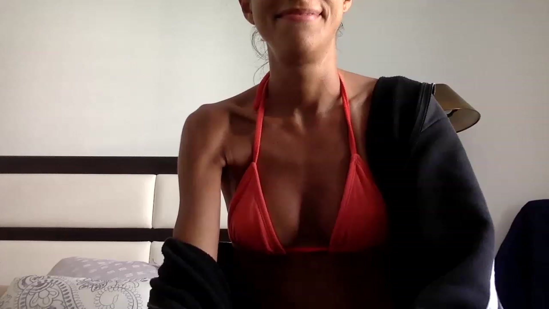 Gallery image thumbnail from Sinfuly_Sweet's myfreecams stream on, 01/18/2023, 20:33 image 2 of 20