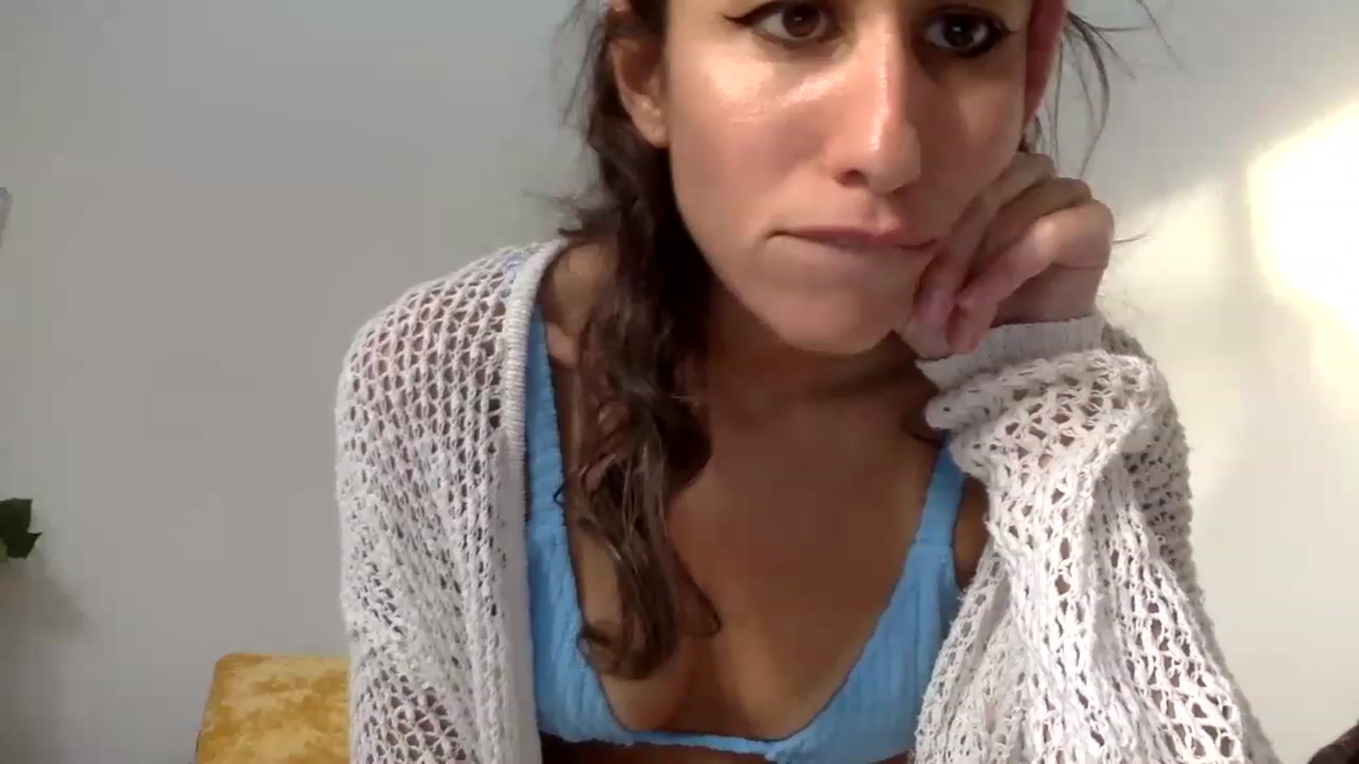 Gallery image thumbnail from Sinfuly_Sweet's myfreecams stream on, 02/23/2023, 23:52 image 16 of 20