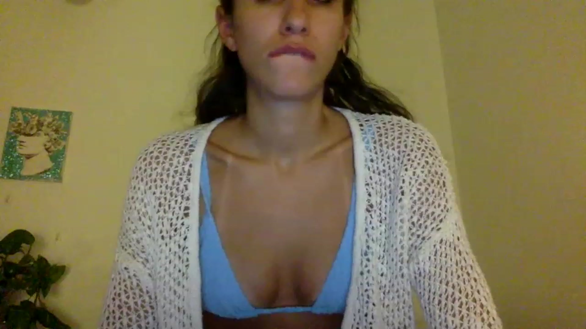 Gallery image thumbnail from Sinfuly_Sweet's myfreecams stream on, 02/24/2023, 08:14 image 10 of 20
