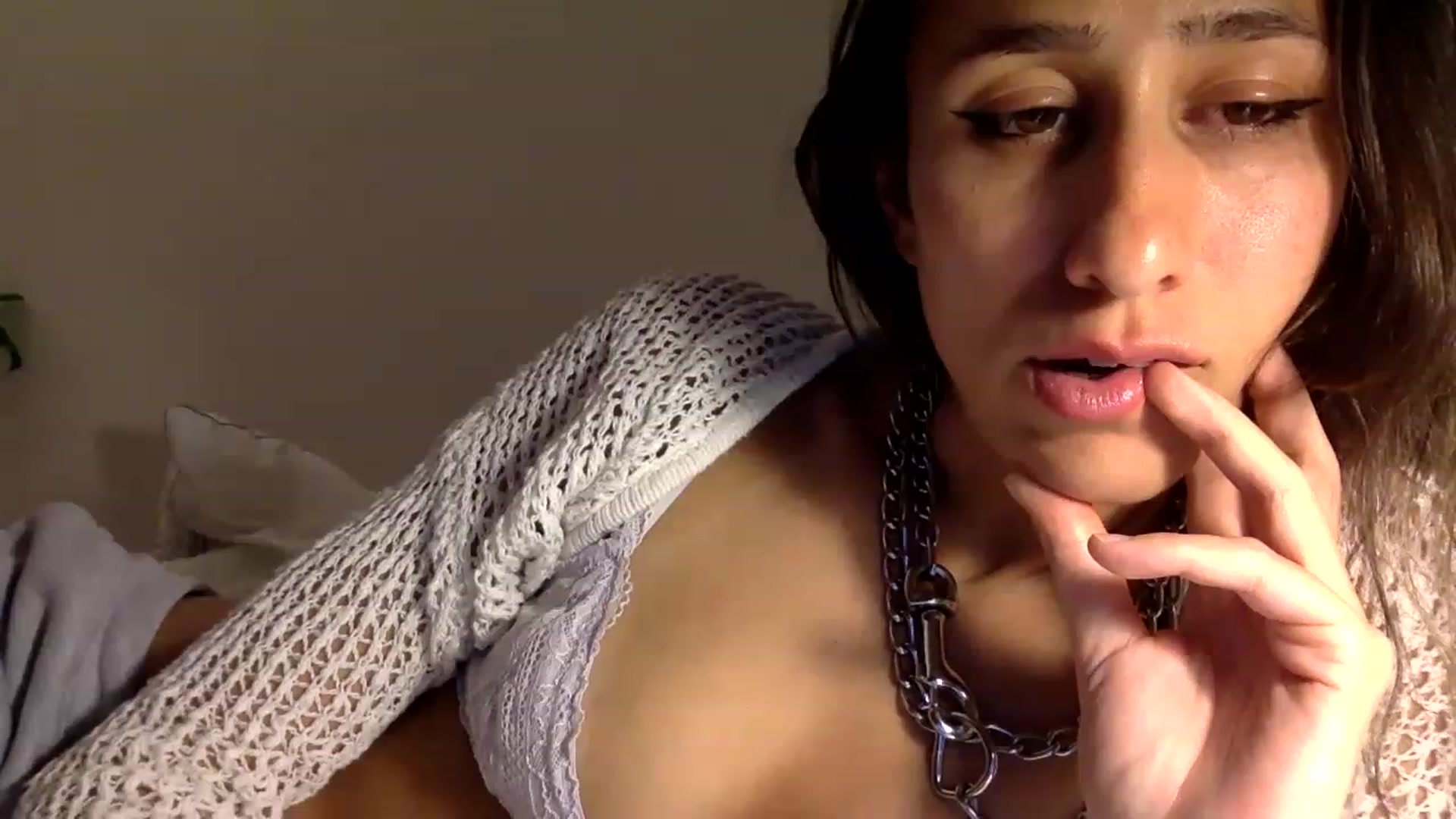 Gallery image thumbnail from Sinfuly_Sweet's myfreecams stream on, 05/02/2023, 02:42 image 20 of 20