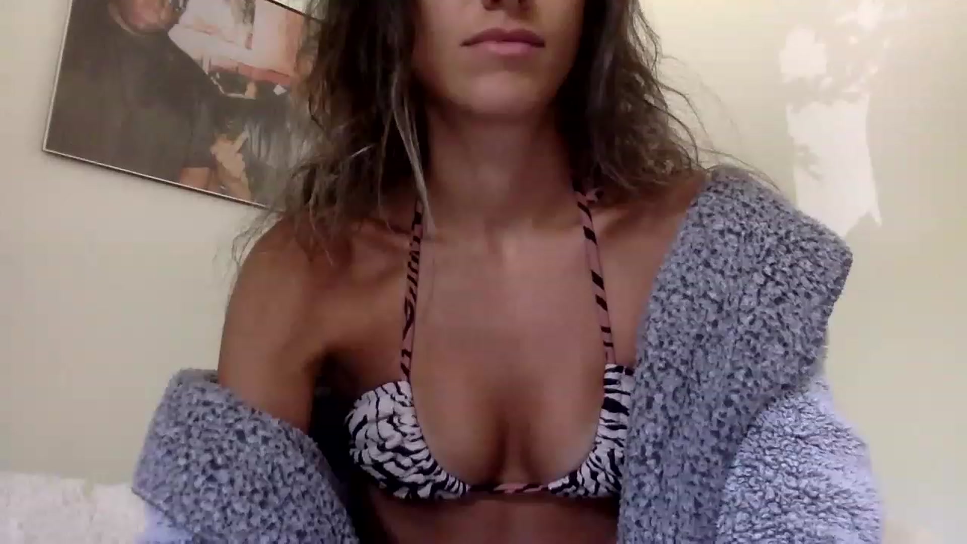 Gallery image thumbnail from Sinfuly_Sweet's myfreecams stream on, 07/16/2023, 20:00 image 8 of 20