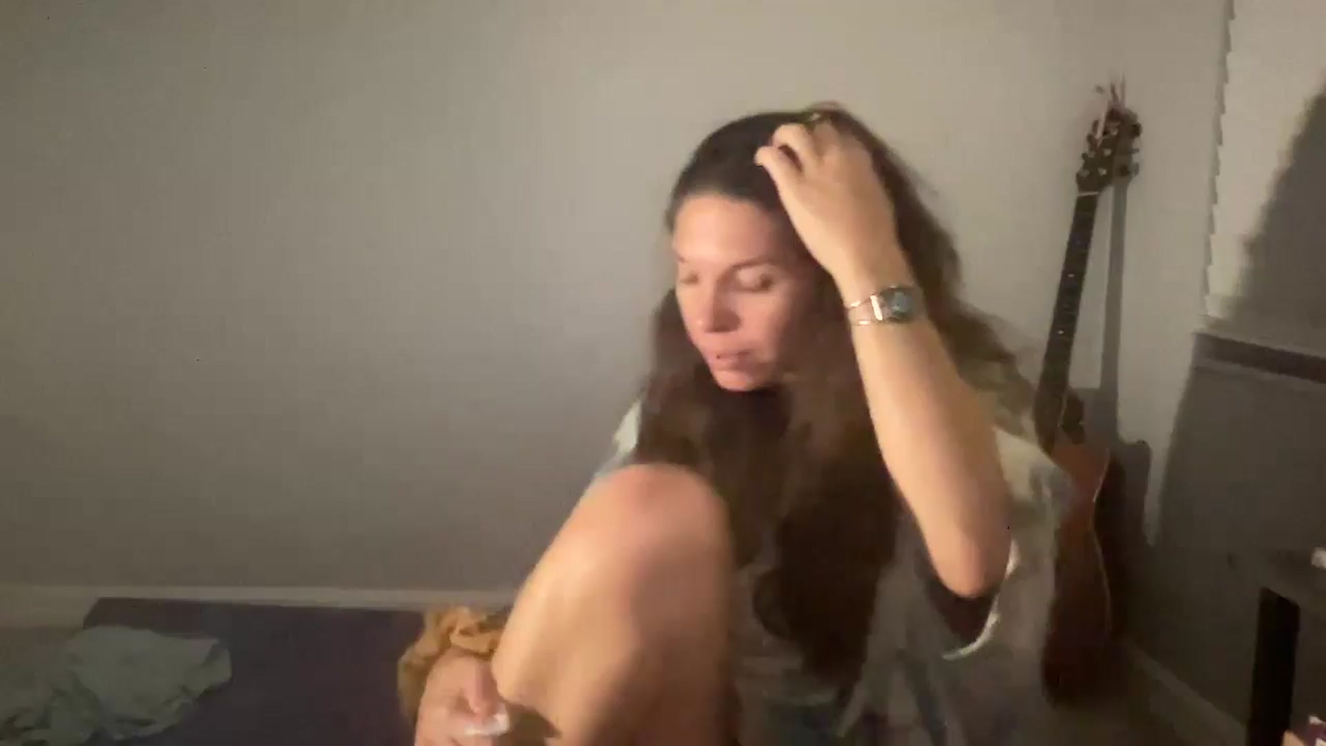 Gallery image thumbnail from SingingSmiles's myfreecams stream on, 07/15/2024, 06:54 image 1 of 20