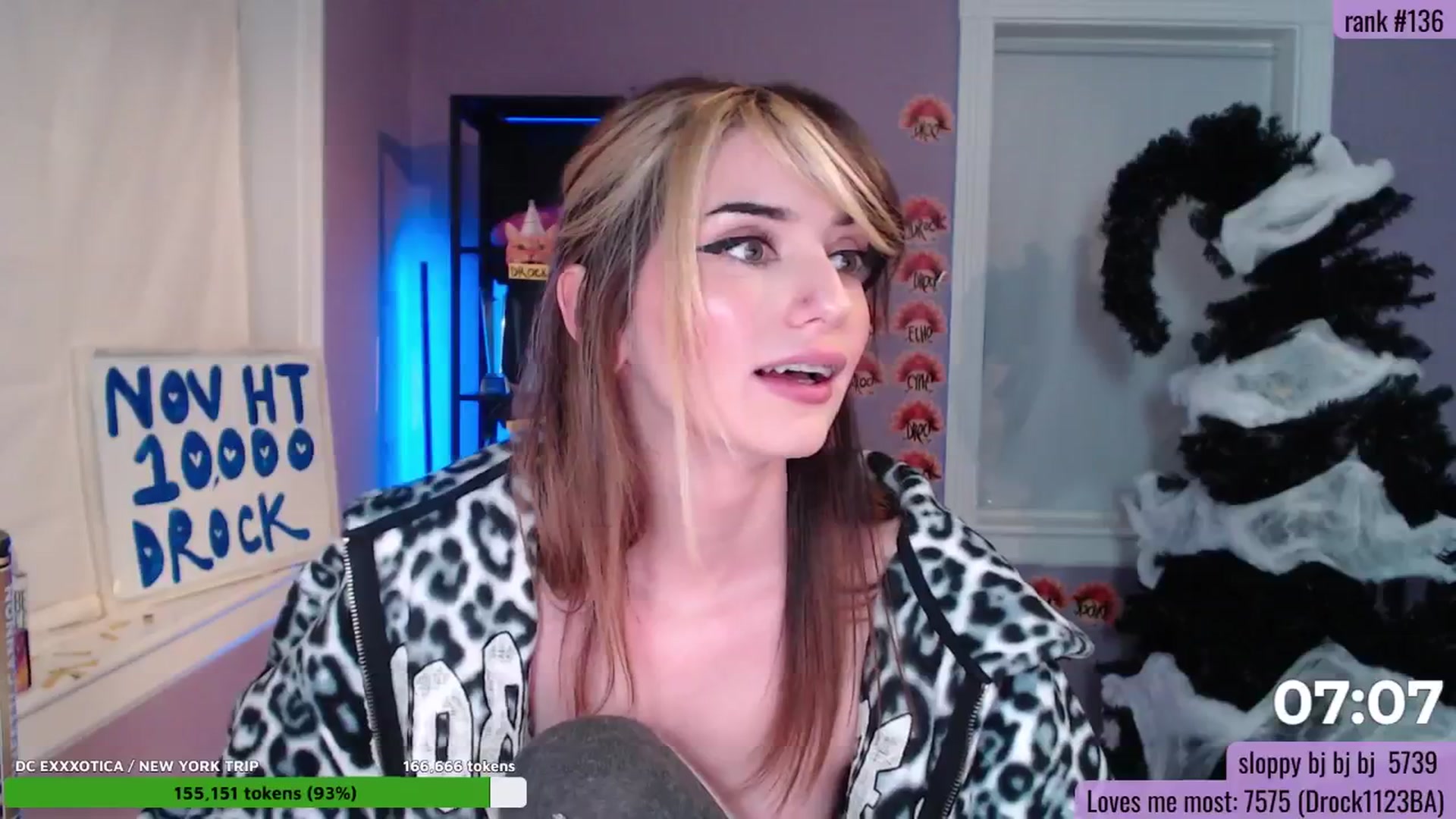 Gallery image thumbnail from Singl3Milf's myfreecams stream on, 11/11/2025, 04:07 image 12 of 20