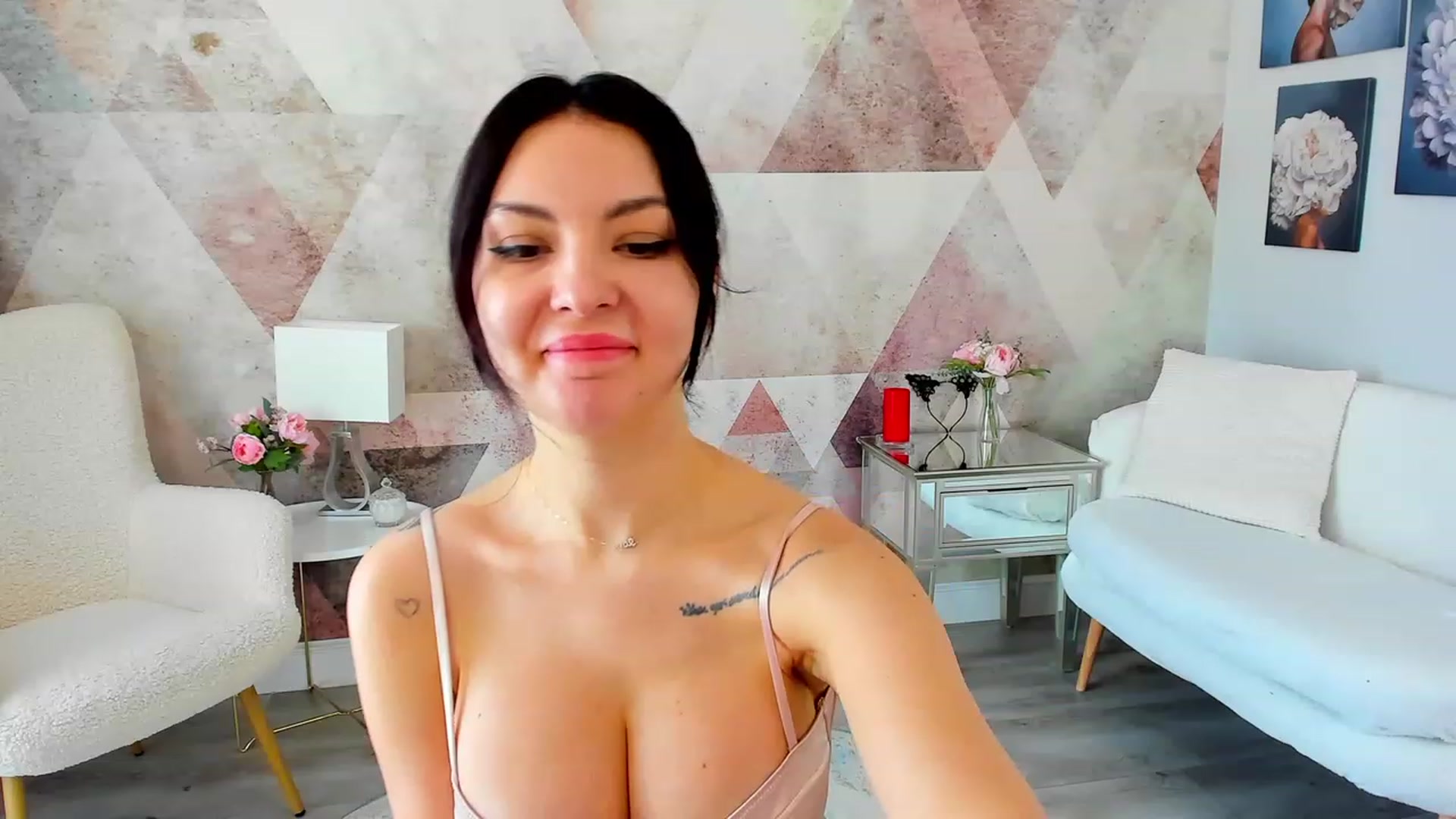 Gallery image thumbnail from Sinner_Angel's myfreecams stream on, 02/07/2023, 08:45 image 20 of 20