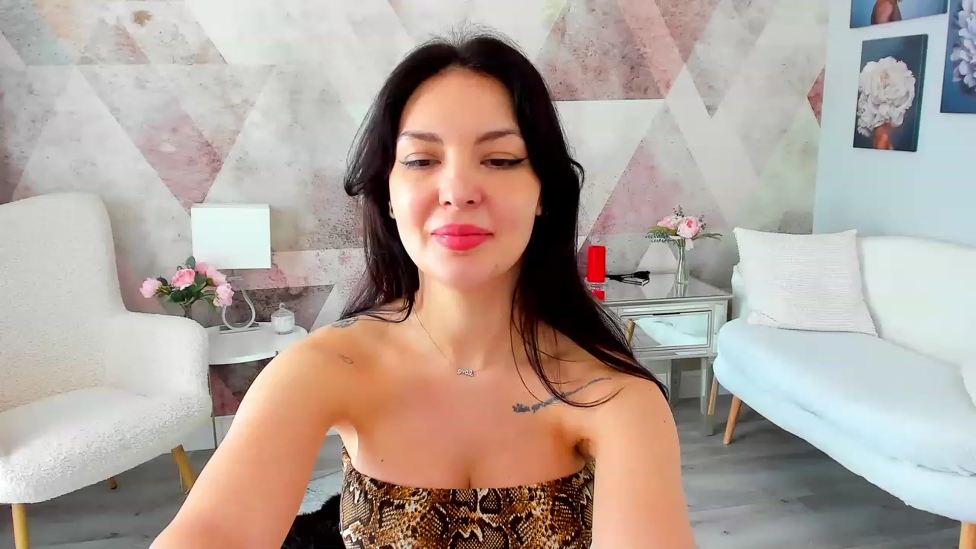Gallery image thumbnail from Sinner_Angel's myfreecams stream on, 02/20/2023, 10:22 image 20 of 20
