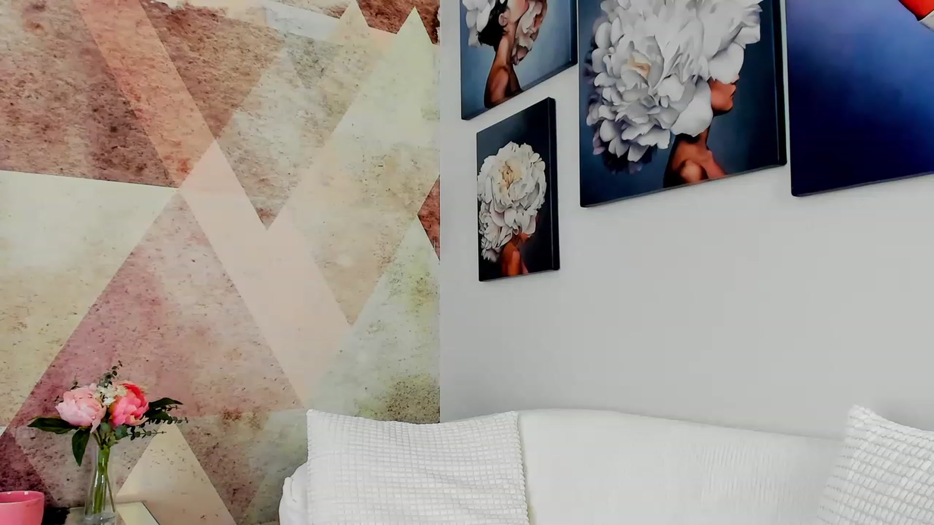 Gallery image thumbnail from Sinner_Angel's myfreecams stream on, 04/01/2023, 09:56 image 4 of 20