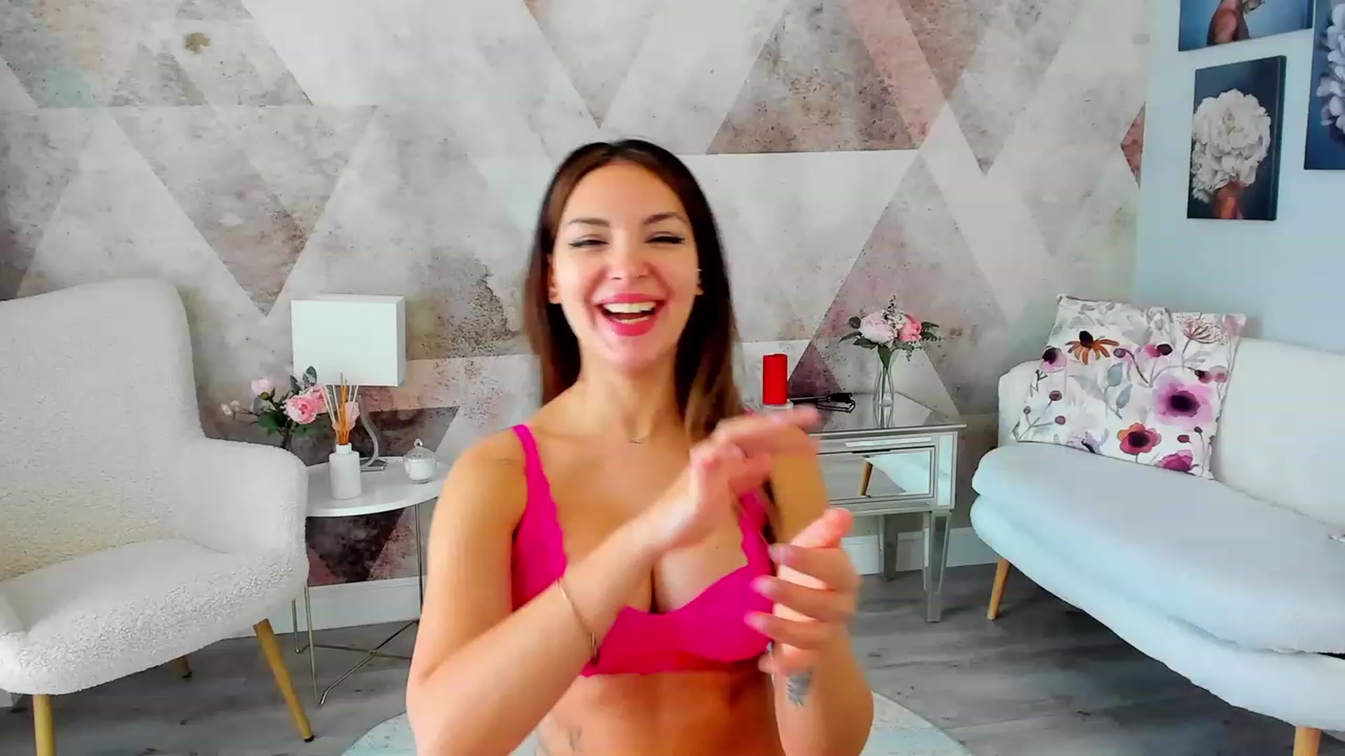 Gallery image thumbnail from Sinner_Angel's myfreecams stream on, 04/25/2023, 08:52 image 5 of 20