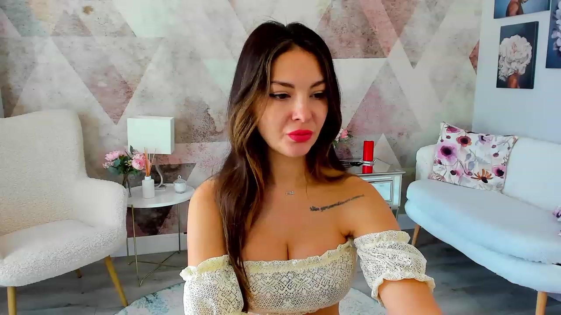 Gallery image thumbnail from Sinner_Angel's myfreecams stream on, 05/10/2023, 07:38 image 10 of 20