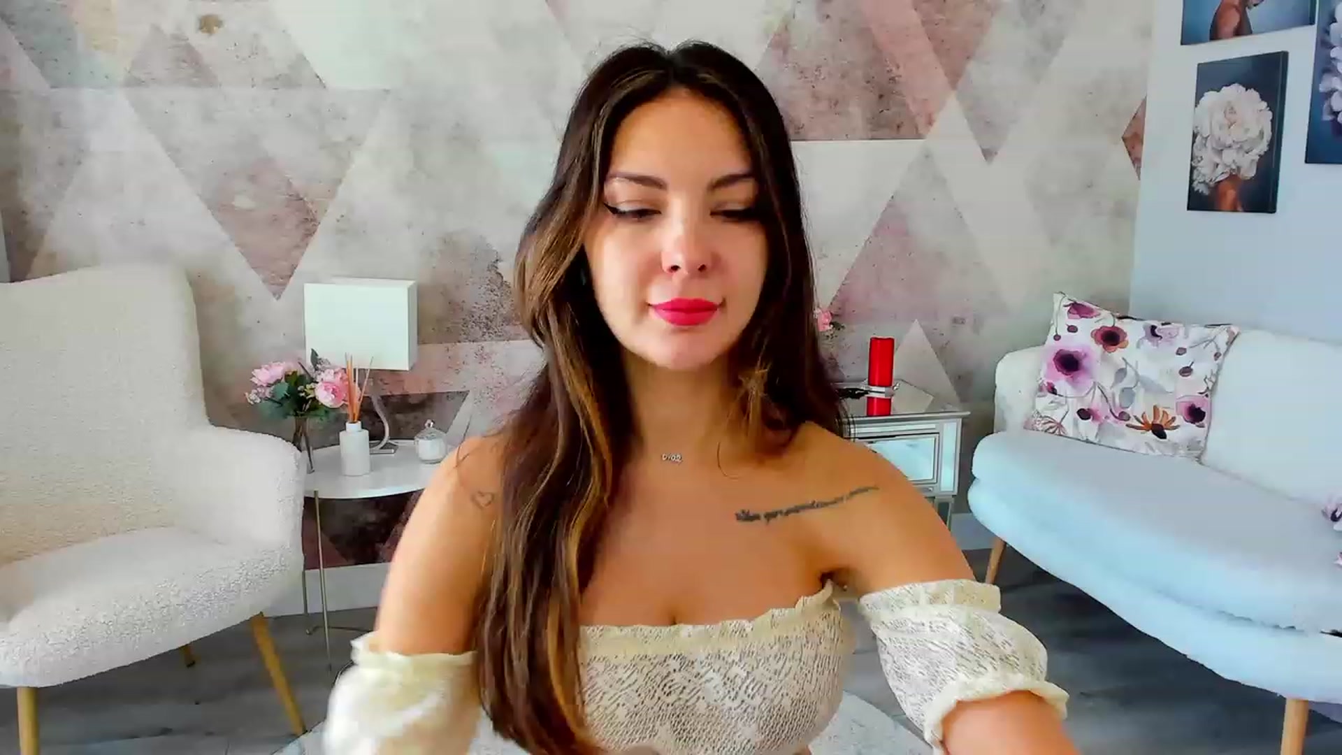Gallery image thumbnail from Sinner_Angel's myfreecams stream on, 05/10/2023, 07:38 image 5 of 20