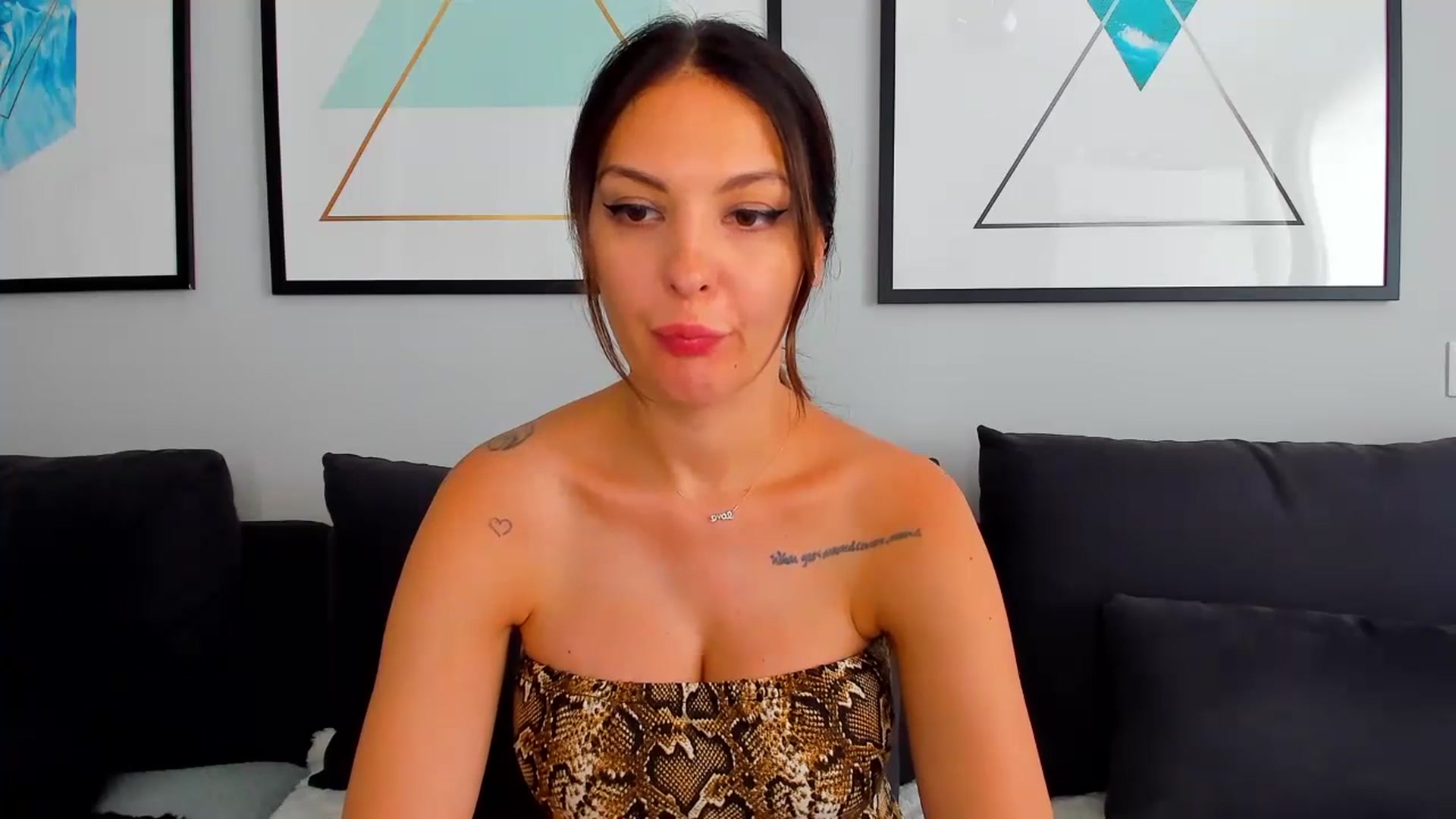 Gallery image thumbnail from Sinner_Angel's myfreecams stream on, 07/19/2023, 09:35 image 14 of 20