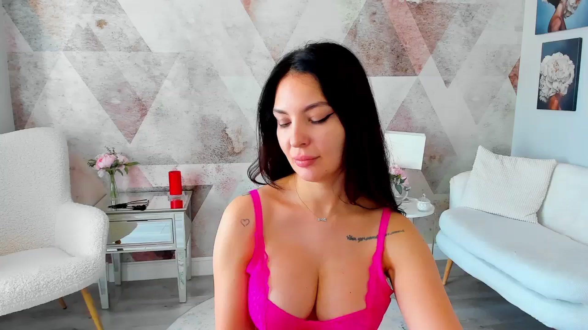 Gallery image thumbnail from Sinner_Angel's myfreecams stream on, 10/24/2023, 08:53 image 1 of 20