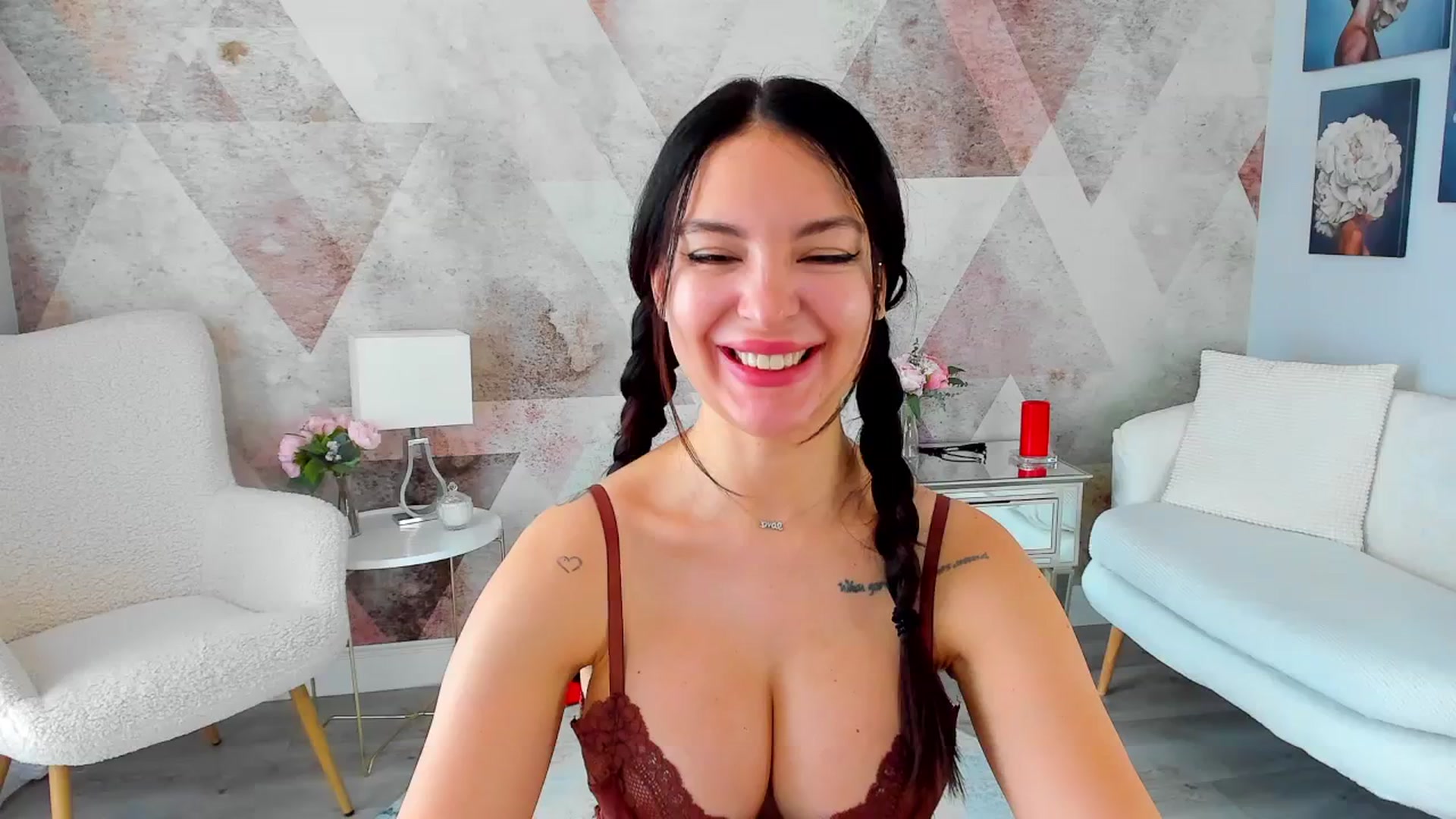 Gallery image thumbnail from Sinner_Angel's myfreecams stream on, 11/11/2023, 09:06 image 11 of 20
