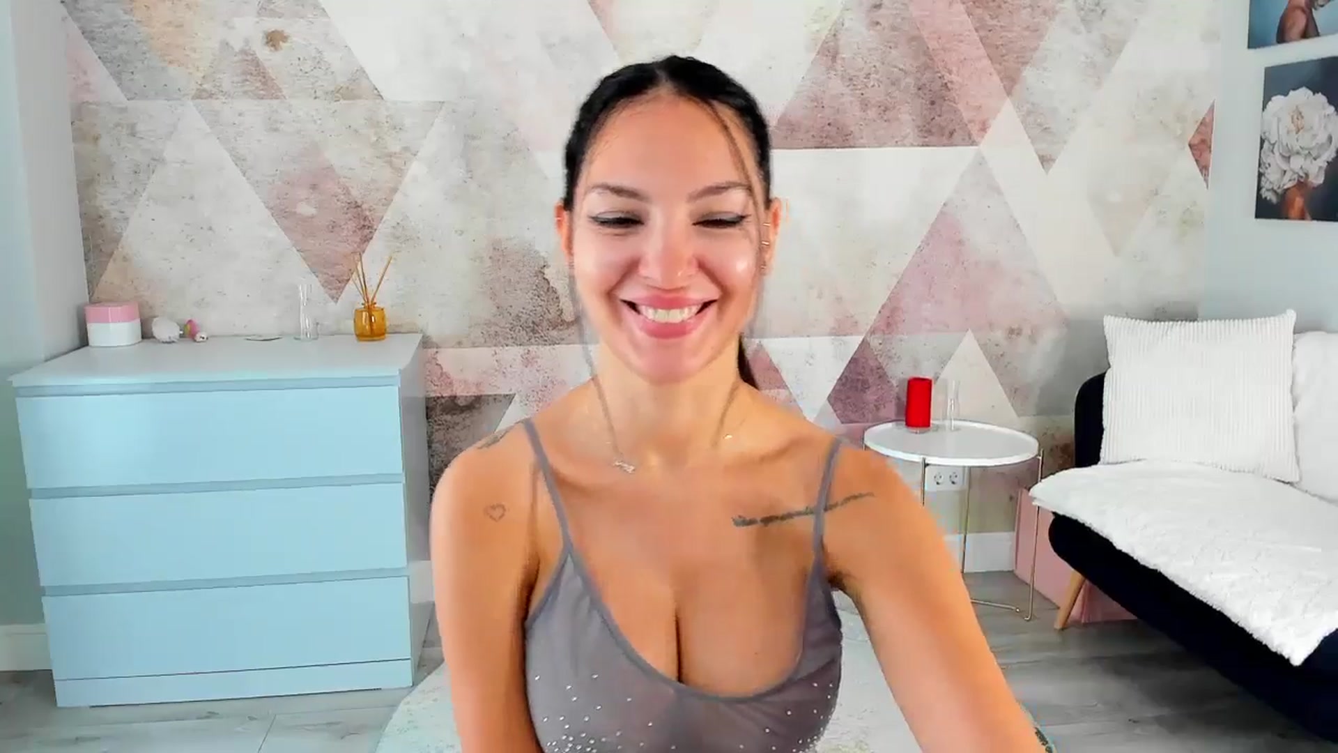 Gallery image thumbnail from Sinner_Angel's myfreecams stream on, 09/10/2024, 08:08 image 11 of 20