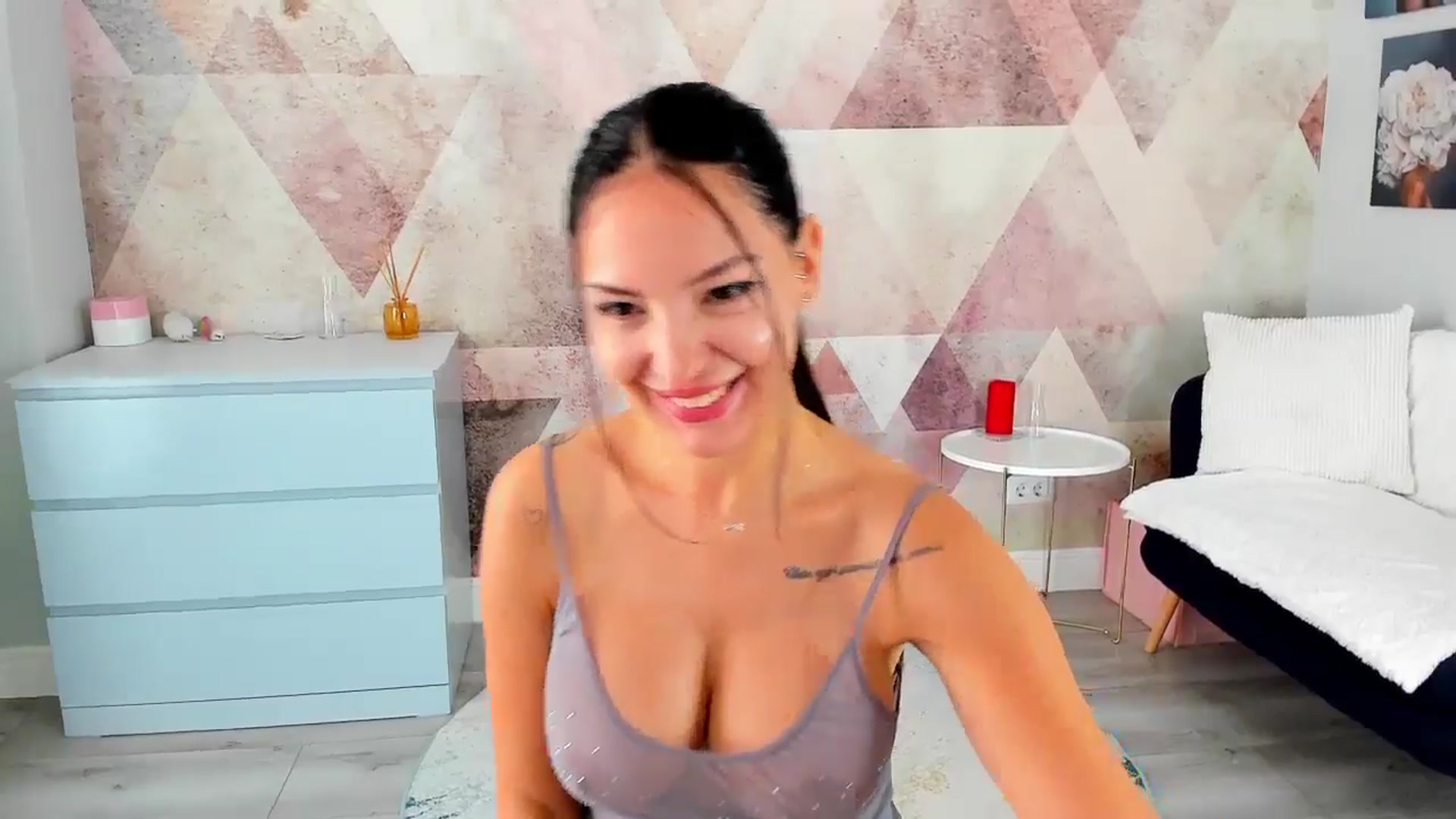 Gallery image thumbnail from Sinner_Angel's myfreecams stream on, 09/10/2024, 08:29 image 10 of 20