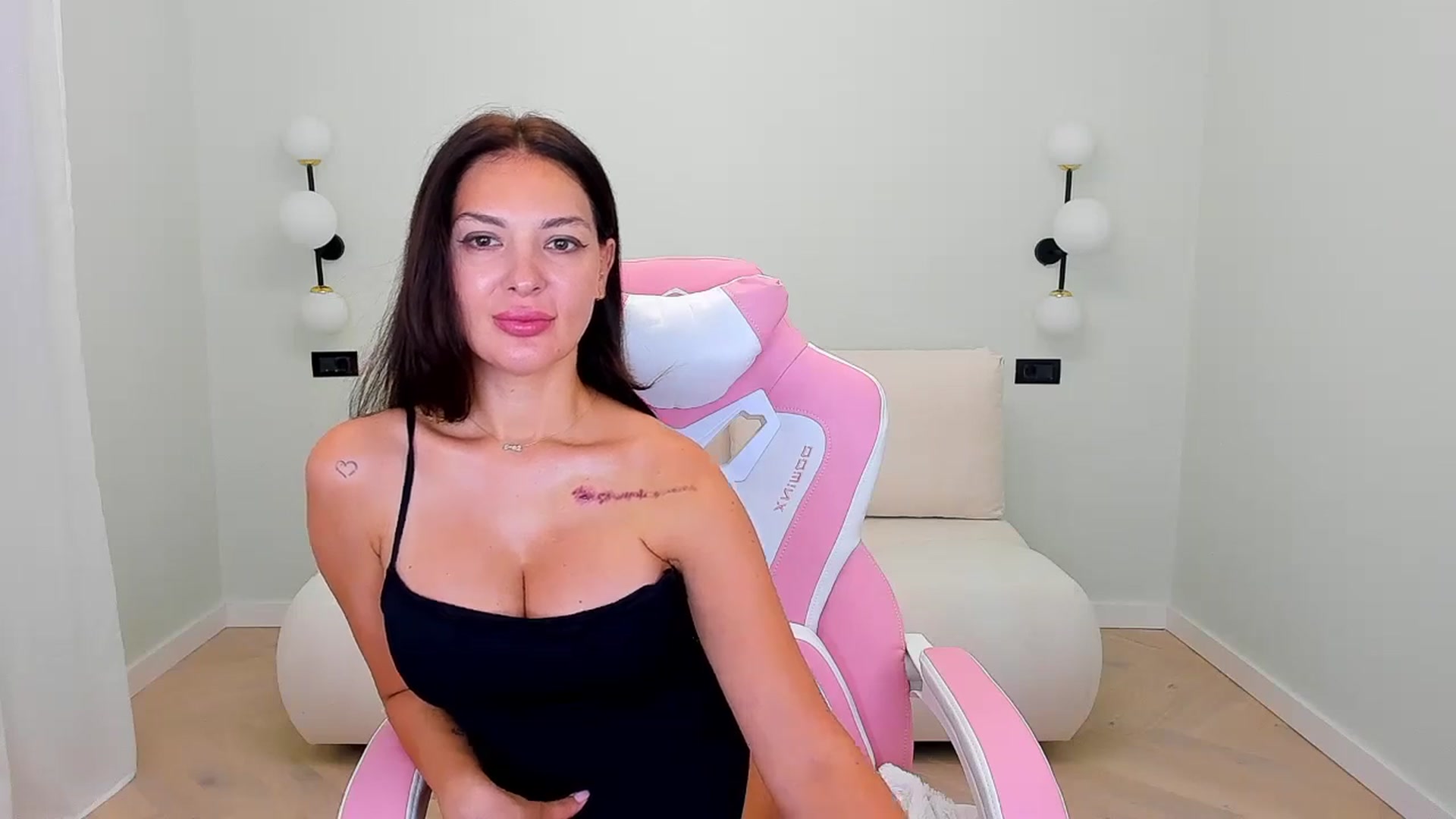 Gallery image thumbnail from Sinner_Angel's myfreecams stream on, 09/02/2025, 07:41 image 13 of 20