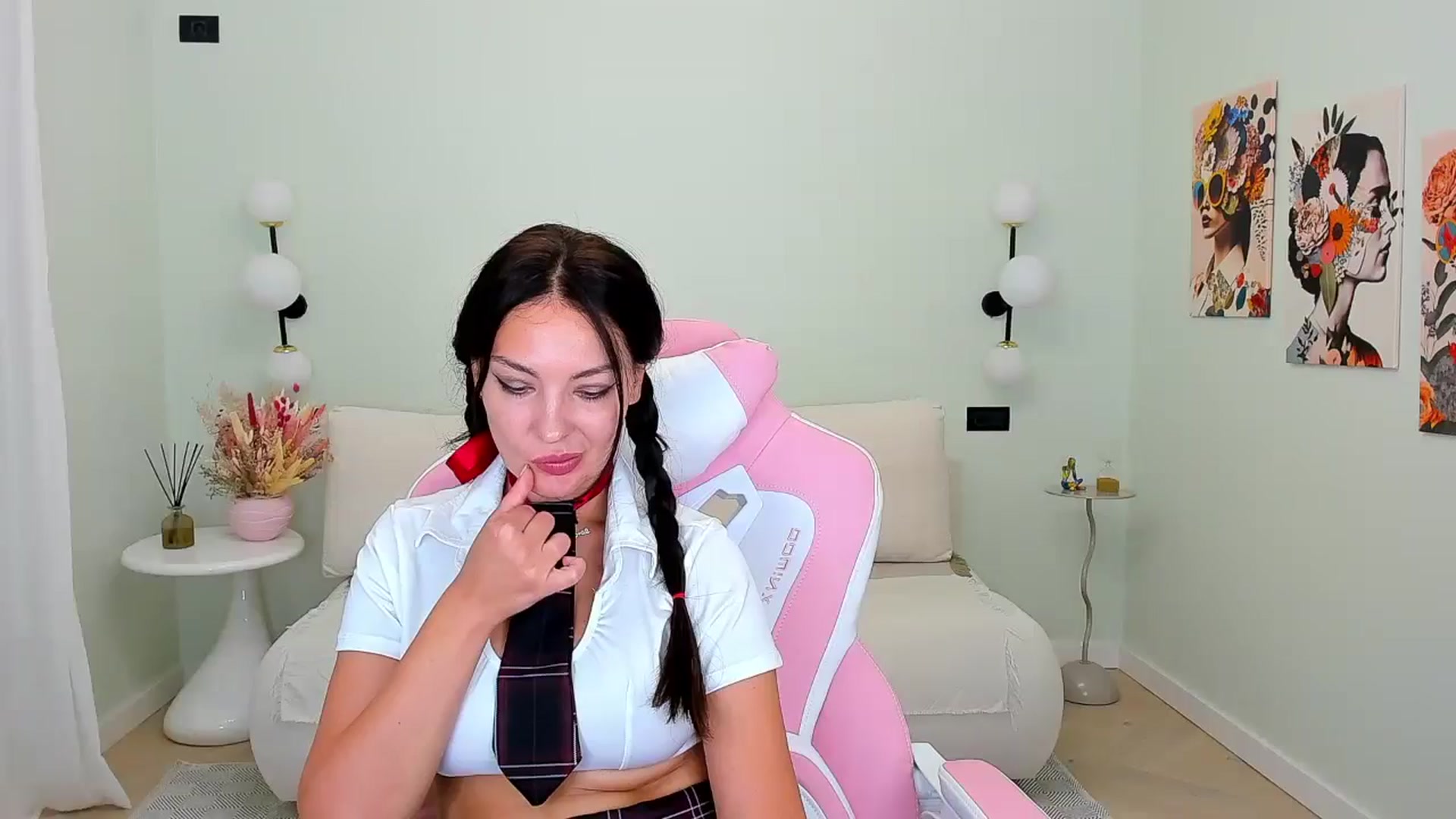 Gallery image thumbnail from Sinner_Angel's myfreecams stream on, 09/26/2025, 07:14 image 4 of 20