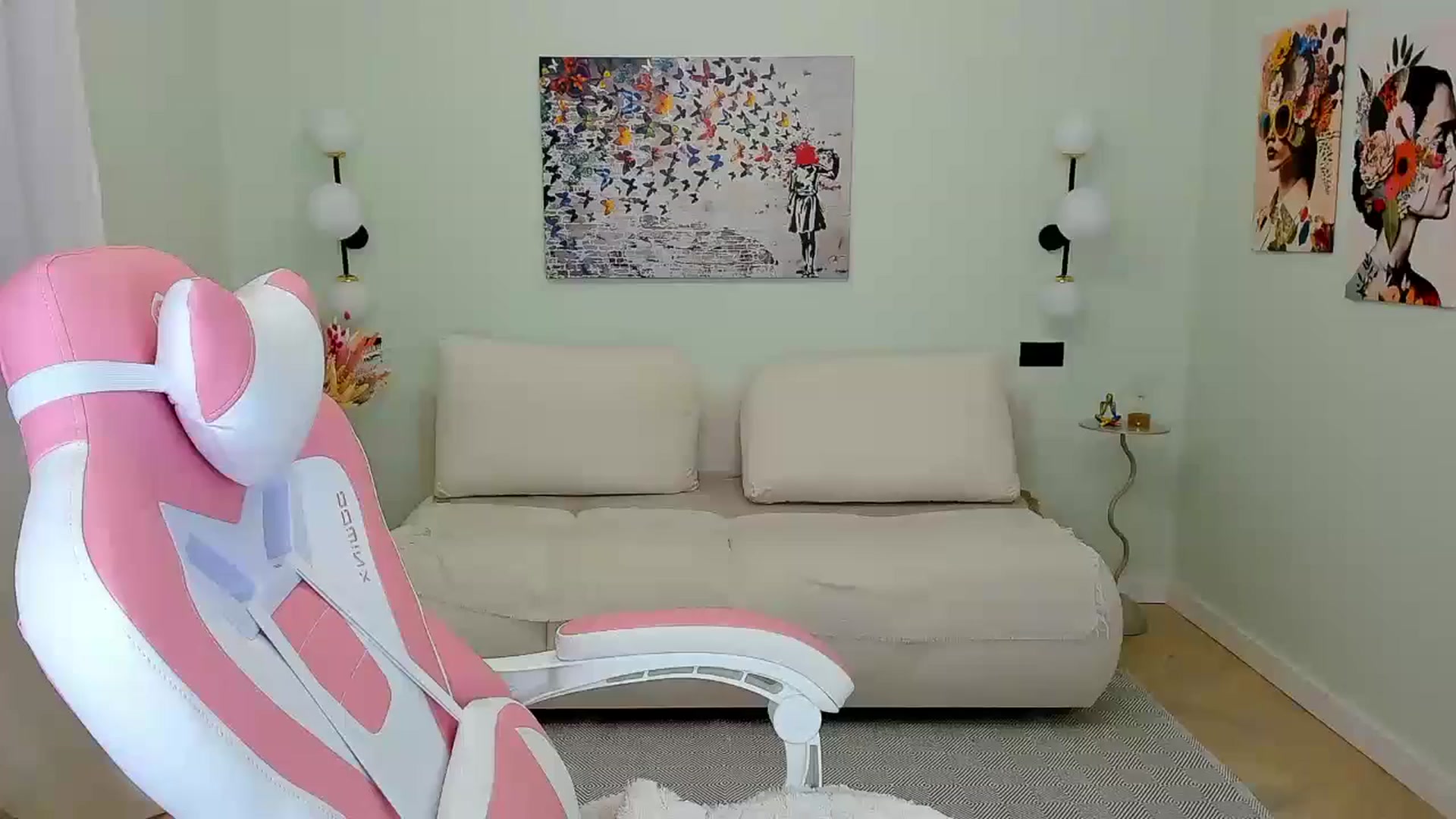 Gallery image thumbnail from Sinner_Angel's myfreecams stream on, 10/31/2025, 10:34 image 3 of 20