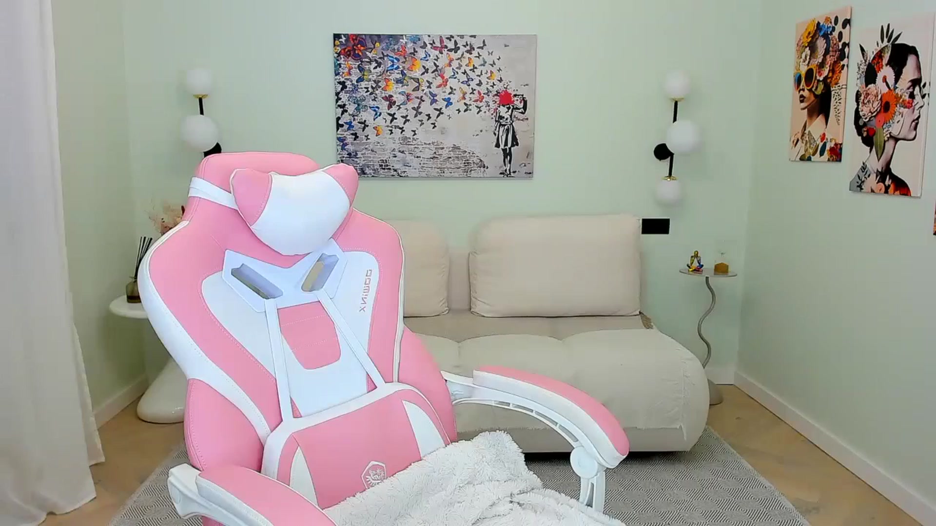 Gallery image thumbnail from Sinner_Angel's myfreecams stream on, 11/13/2025, 08:47 image 20 of 20