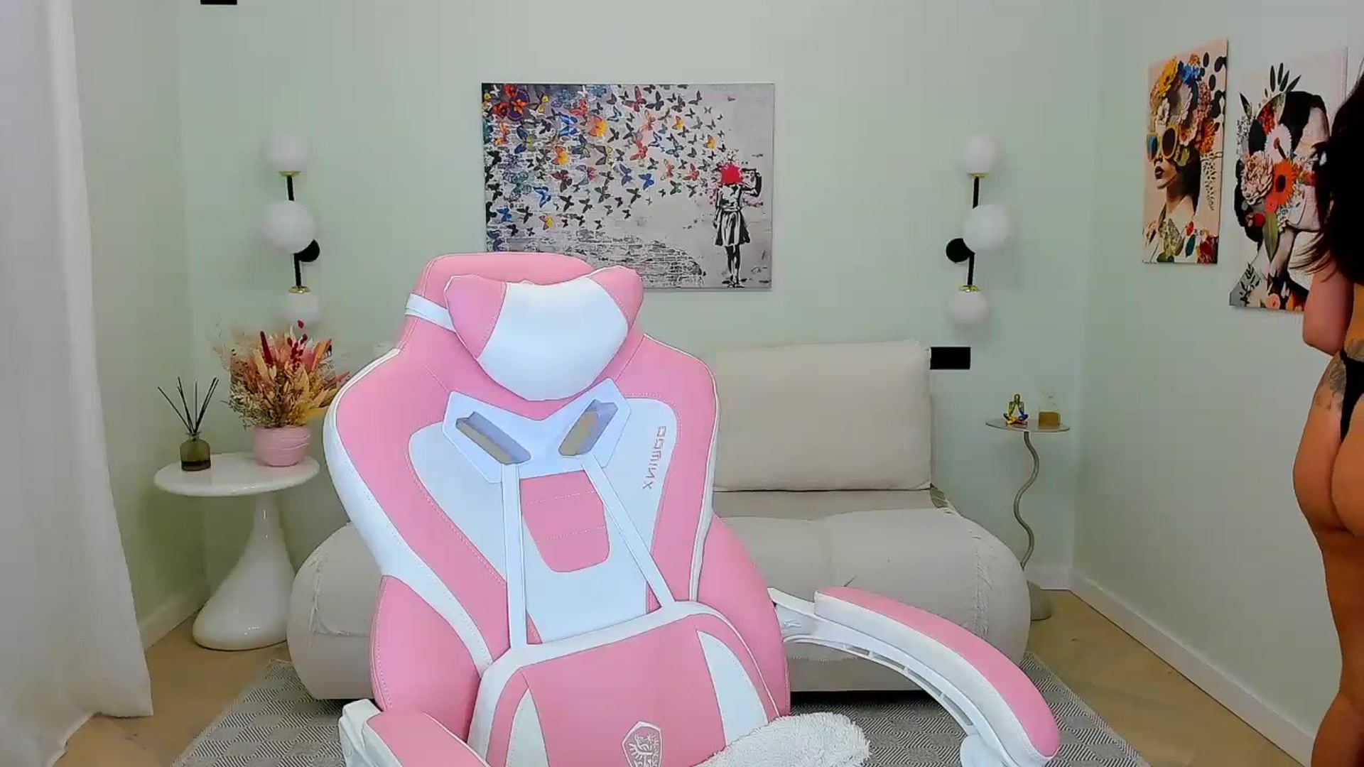 Gallery image thumbnail from Sinner_Angel's myfreecams stream on, 11/20/2025, 08:46 image 12 of 20
