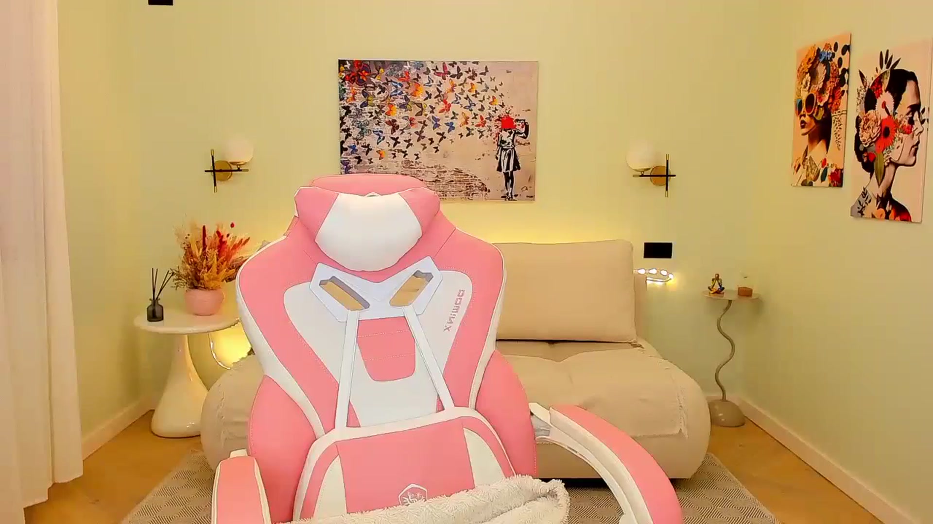 Gallery image thumbnail from Sinner_Angel's myfreecams stream on, 03/03/2026, 09:04 image 5 of 20