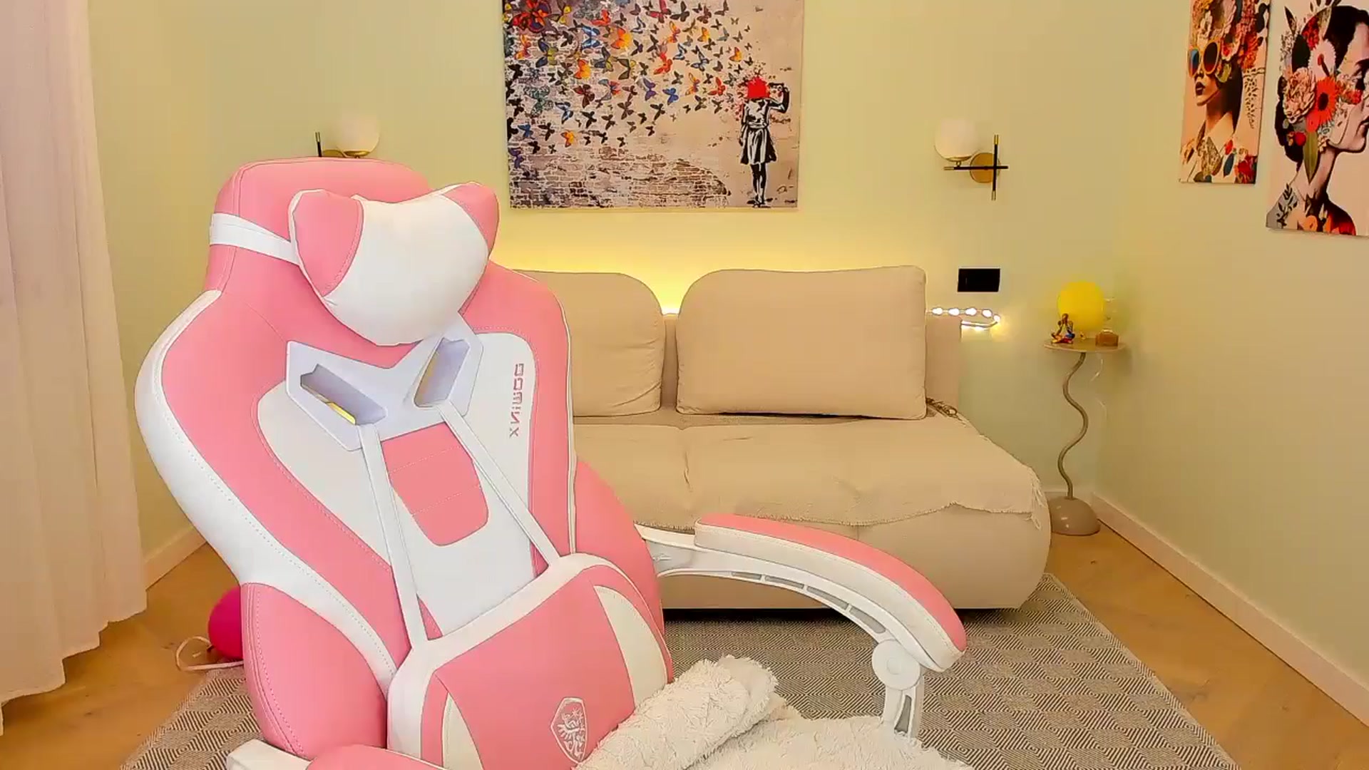 Gallery image thumbnail from Sinner_Angel's myfreecams stream on, 03/16/2026, 11:18 image 6 of 20