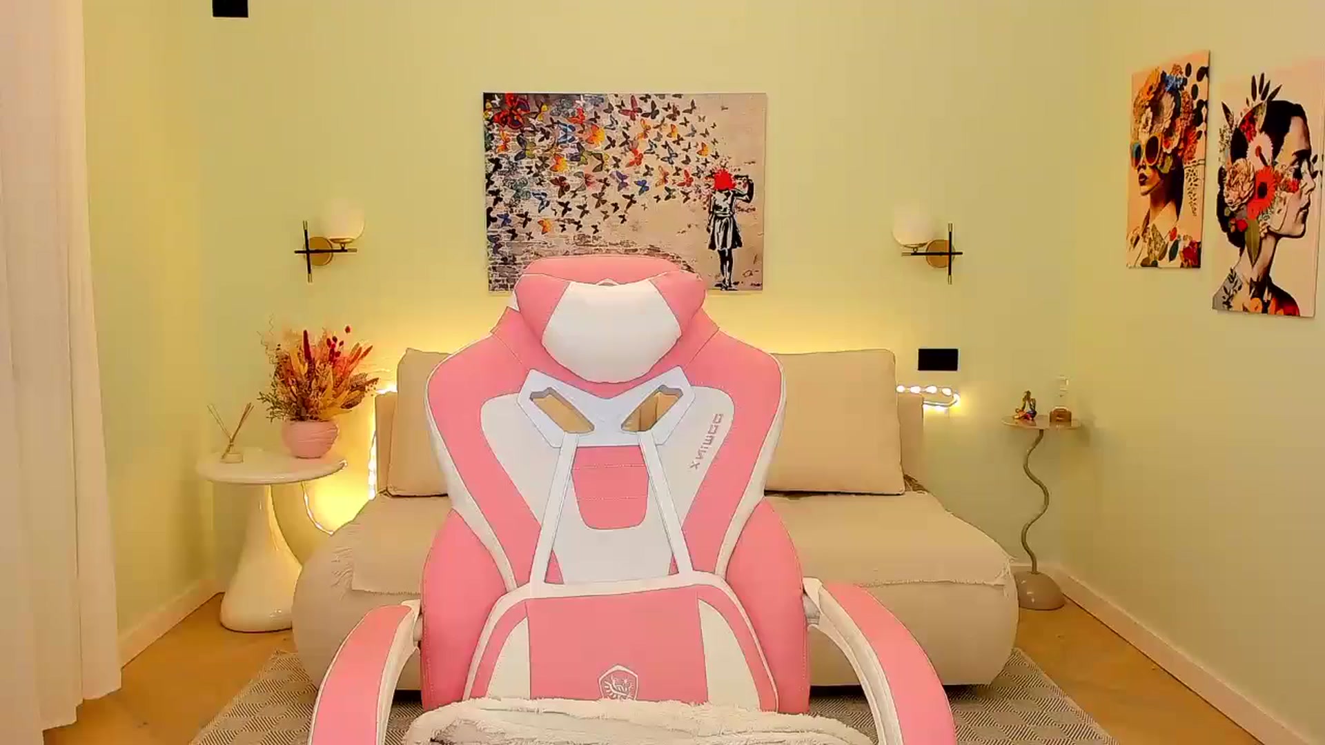 Gallery image thumbnail from Sinner_Angel's myfreecams stream on, 04/04/2026, 07:07 image 20 of 20