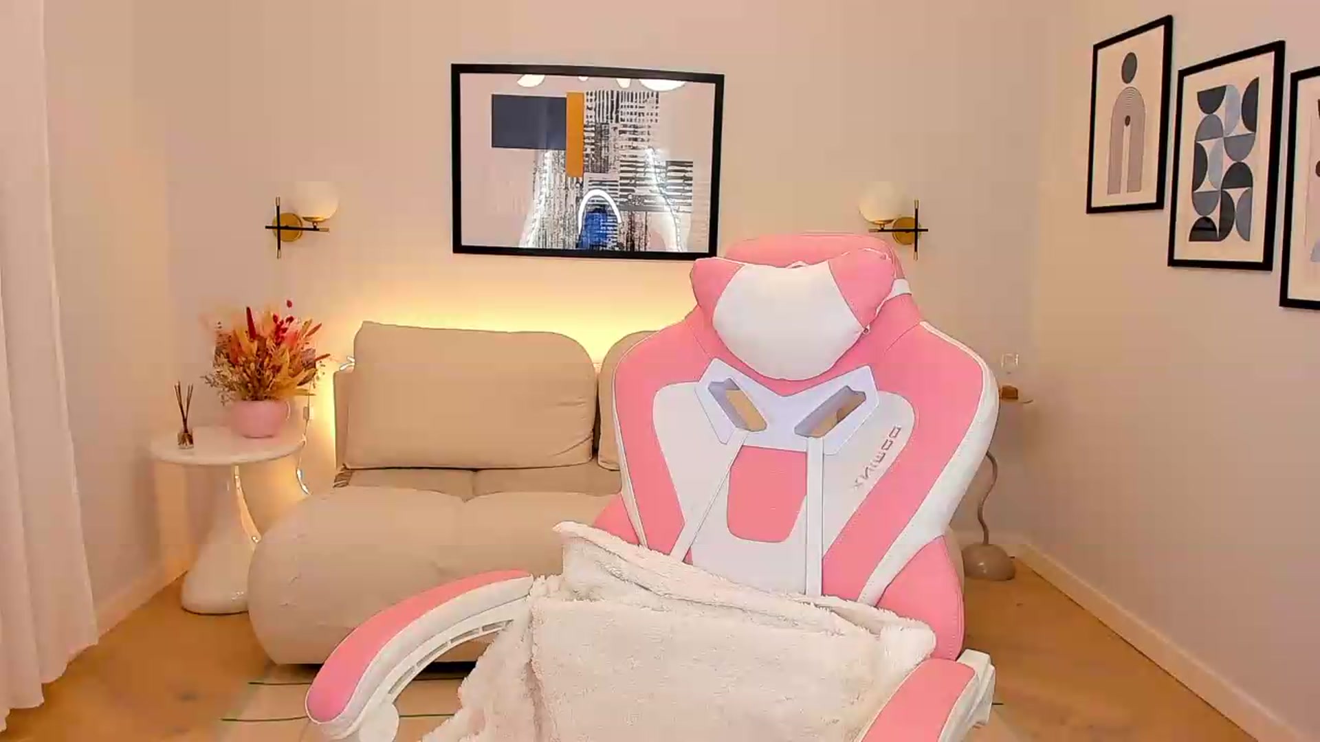 Gallery image thumbnail from Sinner_Angel's myfreecams stream on, 08/03/2026, 08:53 image 14 of 20