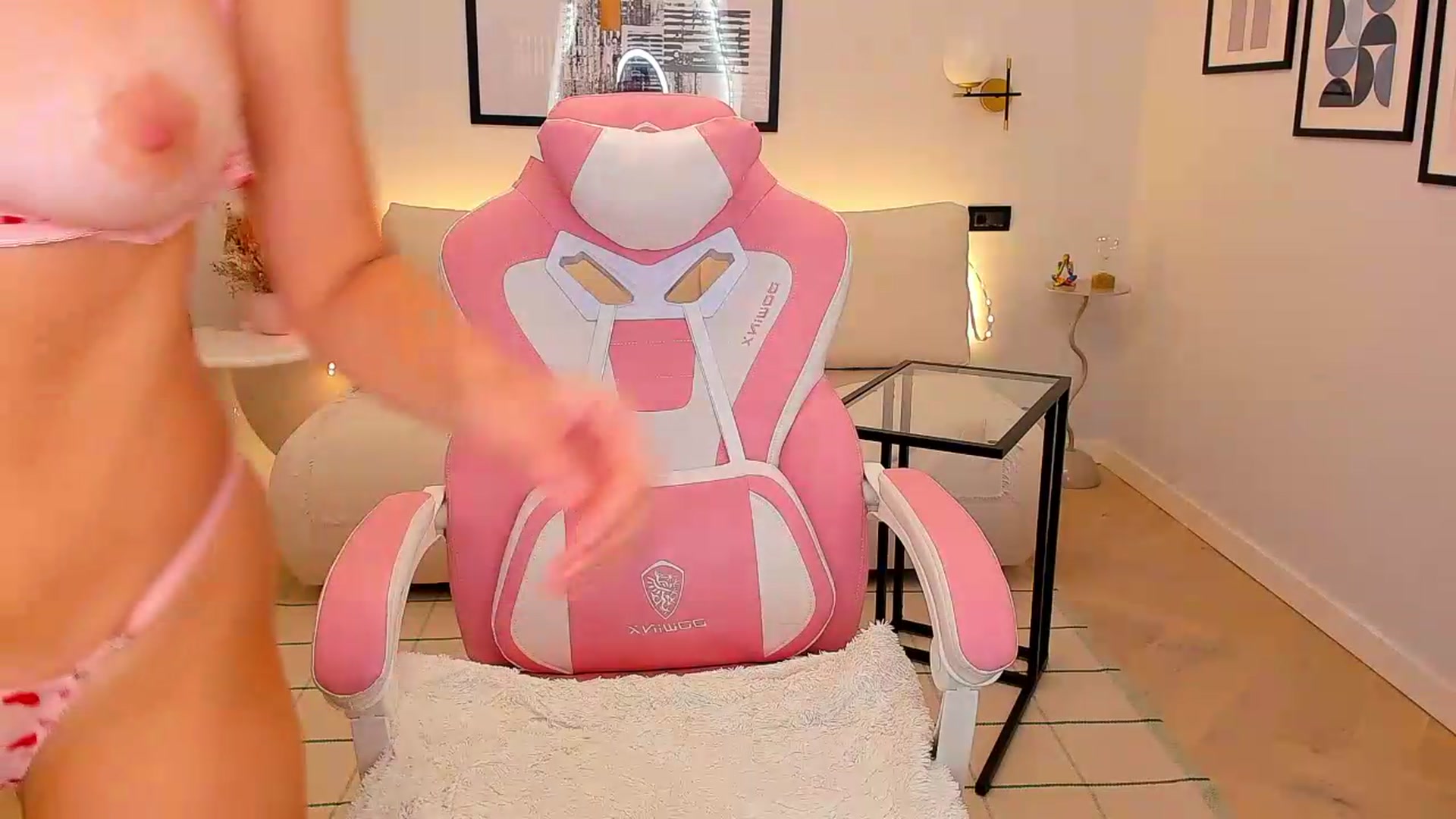 Gallery image thumbnail from Sinner_Angel's myfreecams stream on, 08/27/2026, 11:04 image 10 of 20