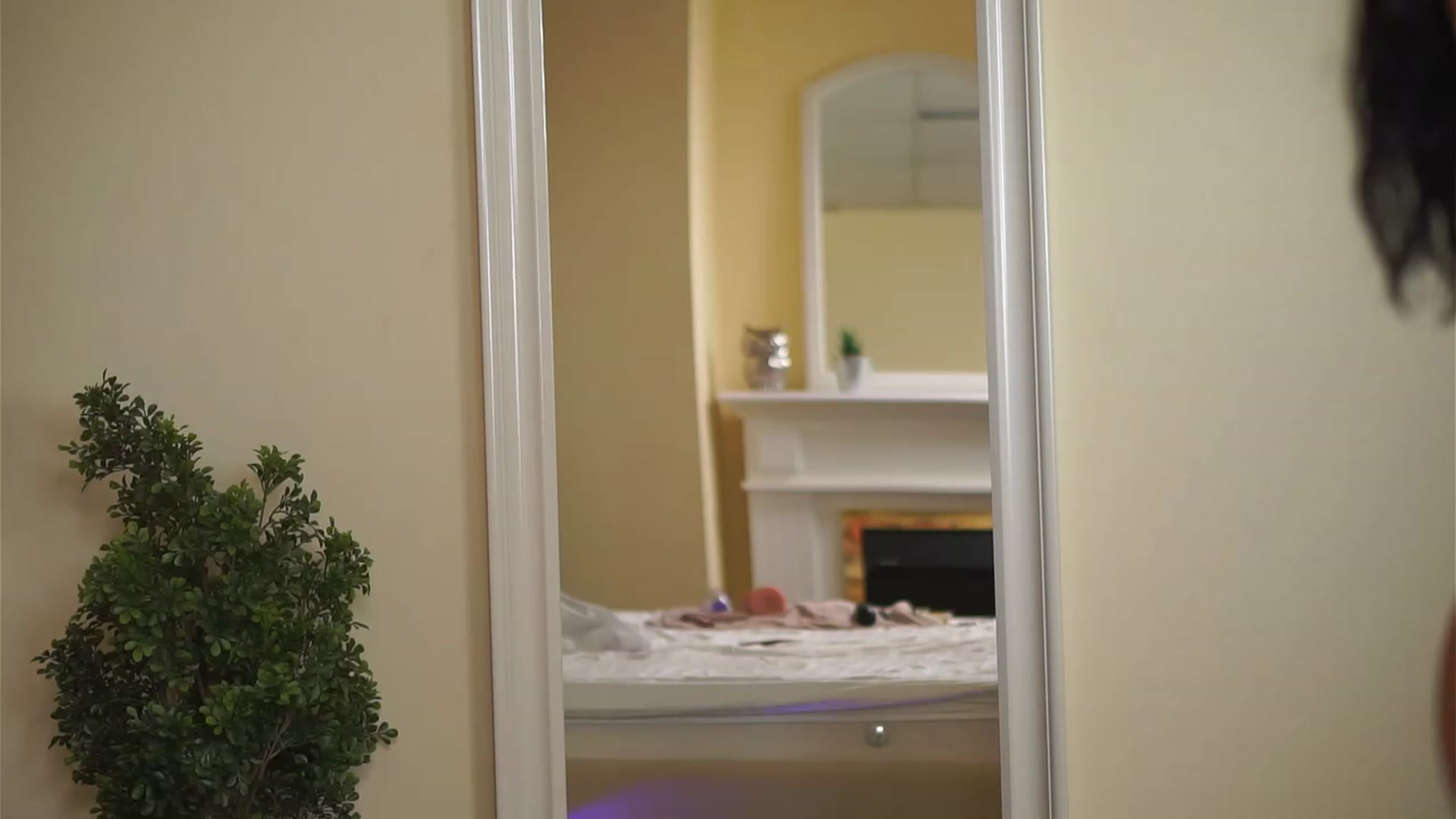 Gallery image thumbnail from Sinnergirl69's myfreecams stream on, 08/05/2023, 12:19 image 8 of 20