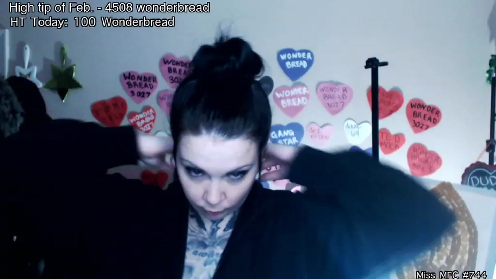 Gallery image thumbnail from Sinomin's myfreecams stream on, 02/13/2023, 07:59 image 9 of 20