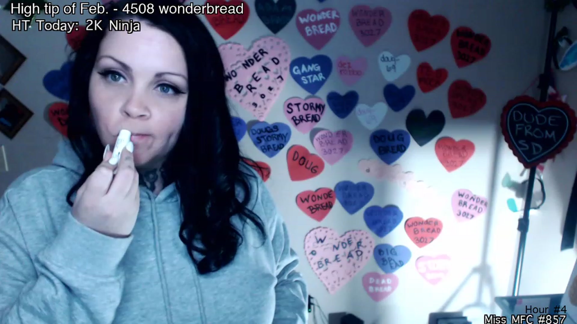 Gallery image thumbnail from Sinomin's myfreecams stream on, 02/17/2023, 09:42 image 7 of 20