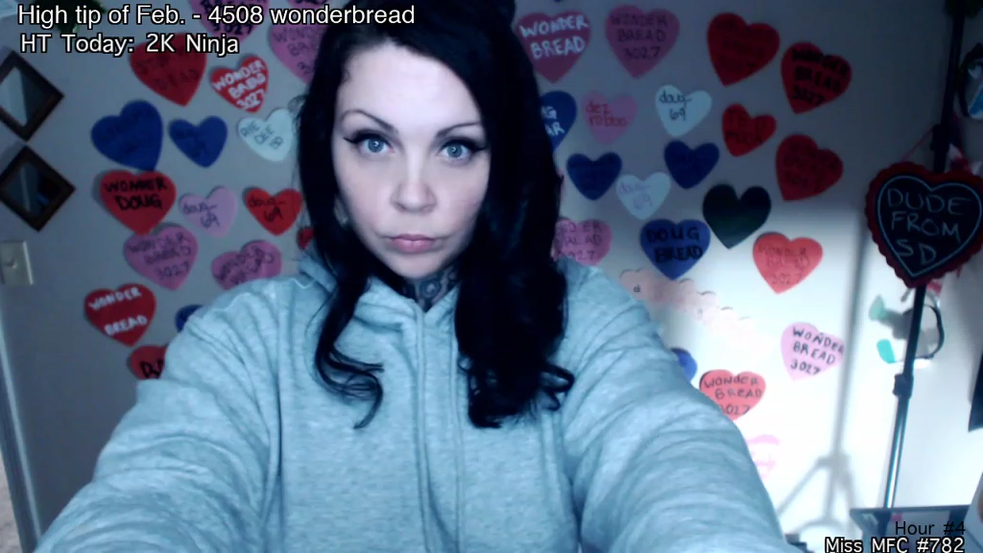 Gallery image thumbnail from Sinomin's myfreecams stream on, 02/17/2023, 09:42 image 11 of 20