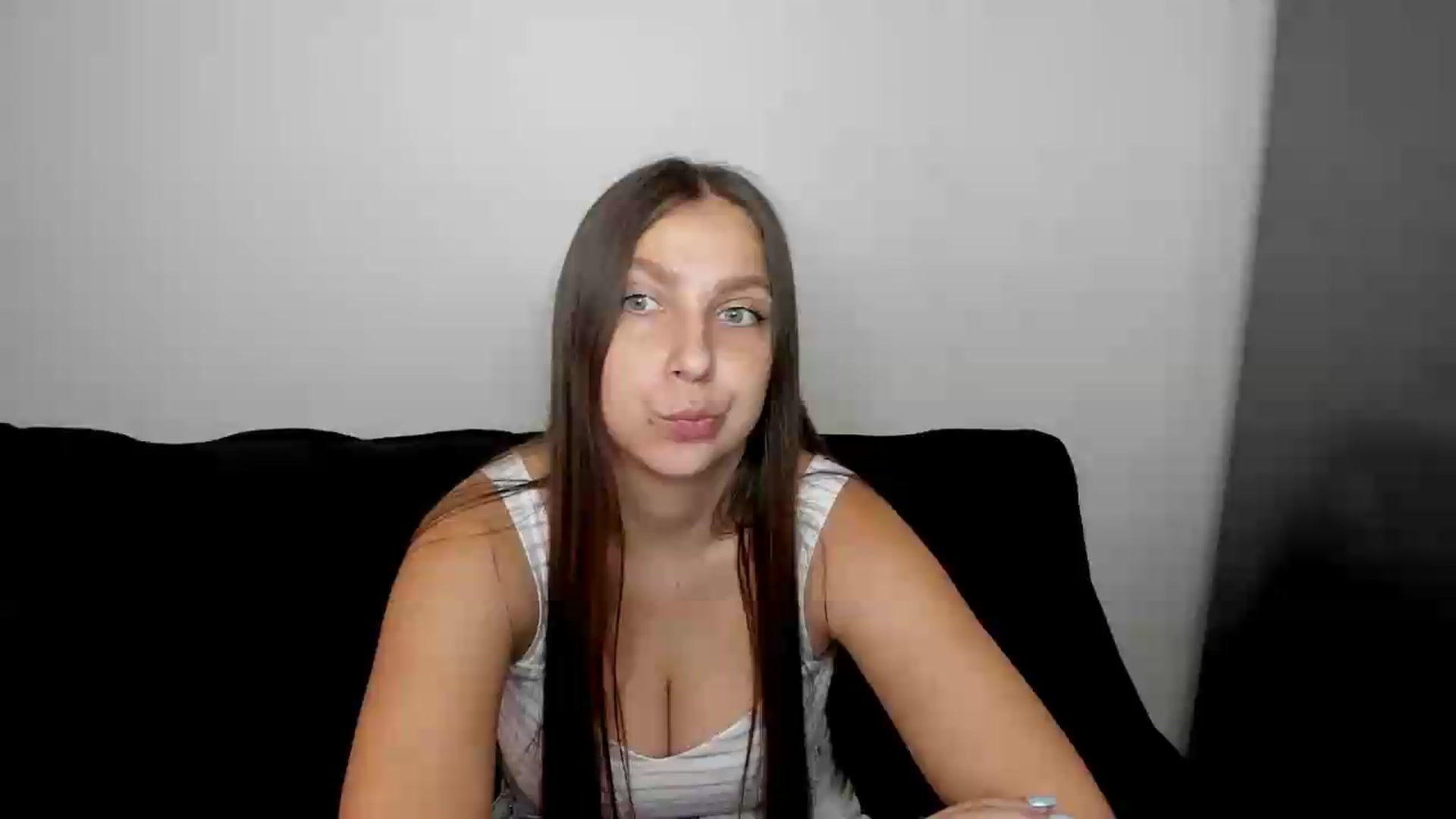 Gallery image thumbnail from SinthiaMars's myfreecams stream on, 08/11/2026, 12:25 image 16 of 20
