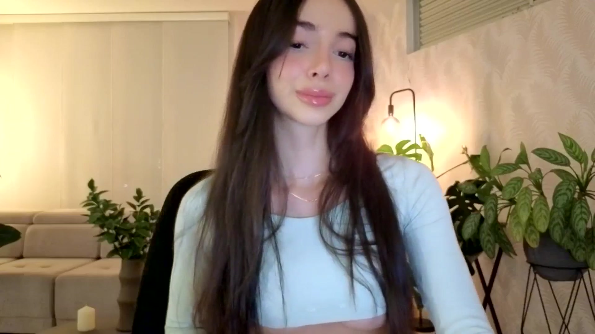 Gallery image thumbnail from SinyMoore's myfreecams stream on, 07/19/2025, 02:02 image 6 of 20