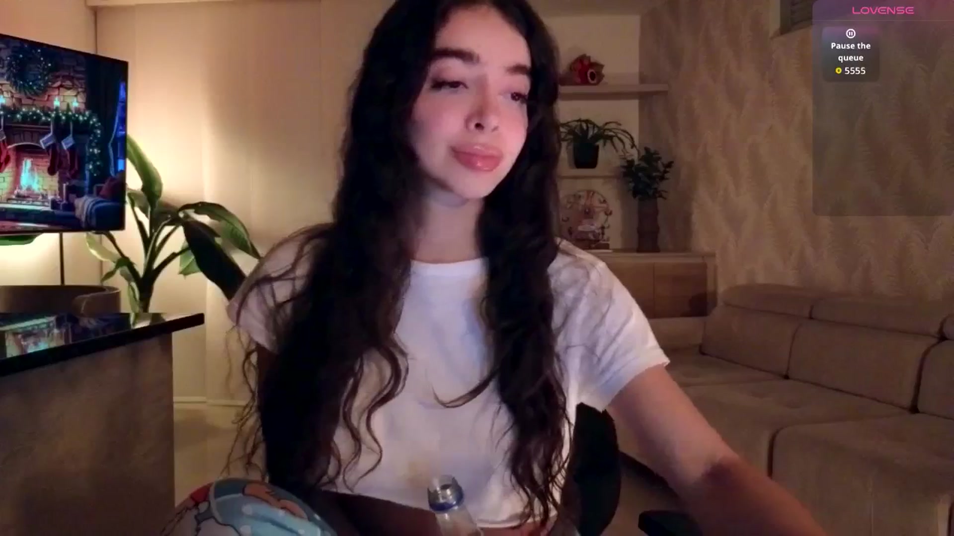 Gallery image thumbnail from SinyMoore's myfreecams stream on, 11/26/2025, 02:39 image 14 of 20